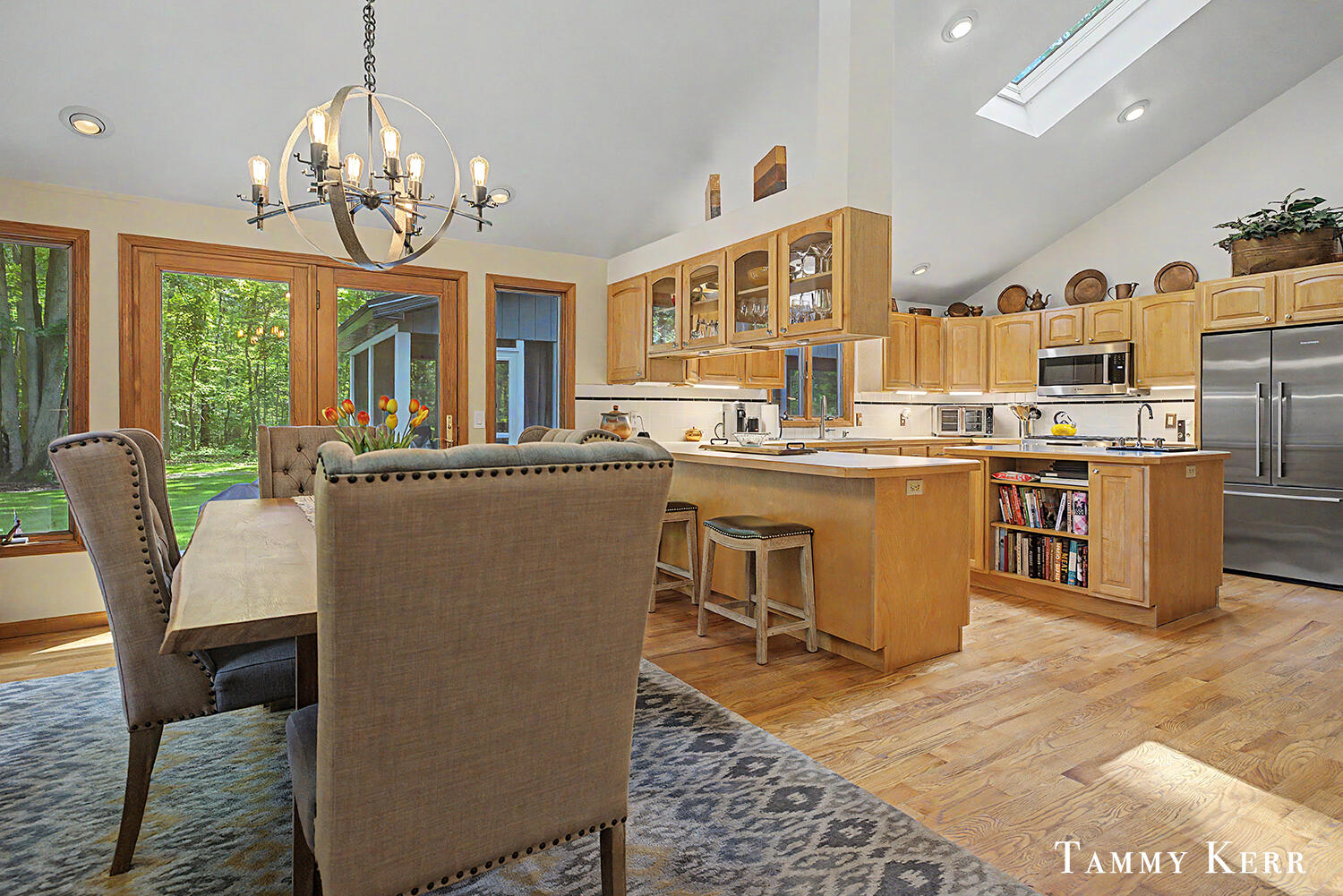 6051 Old Allegan Road Saugatuck MI 49453