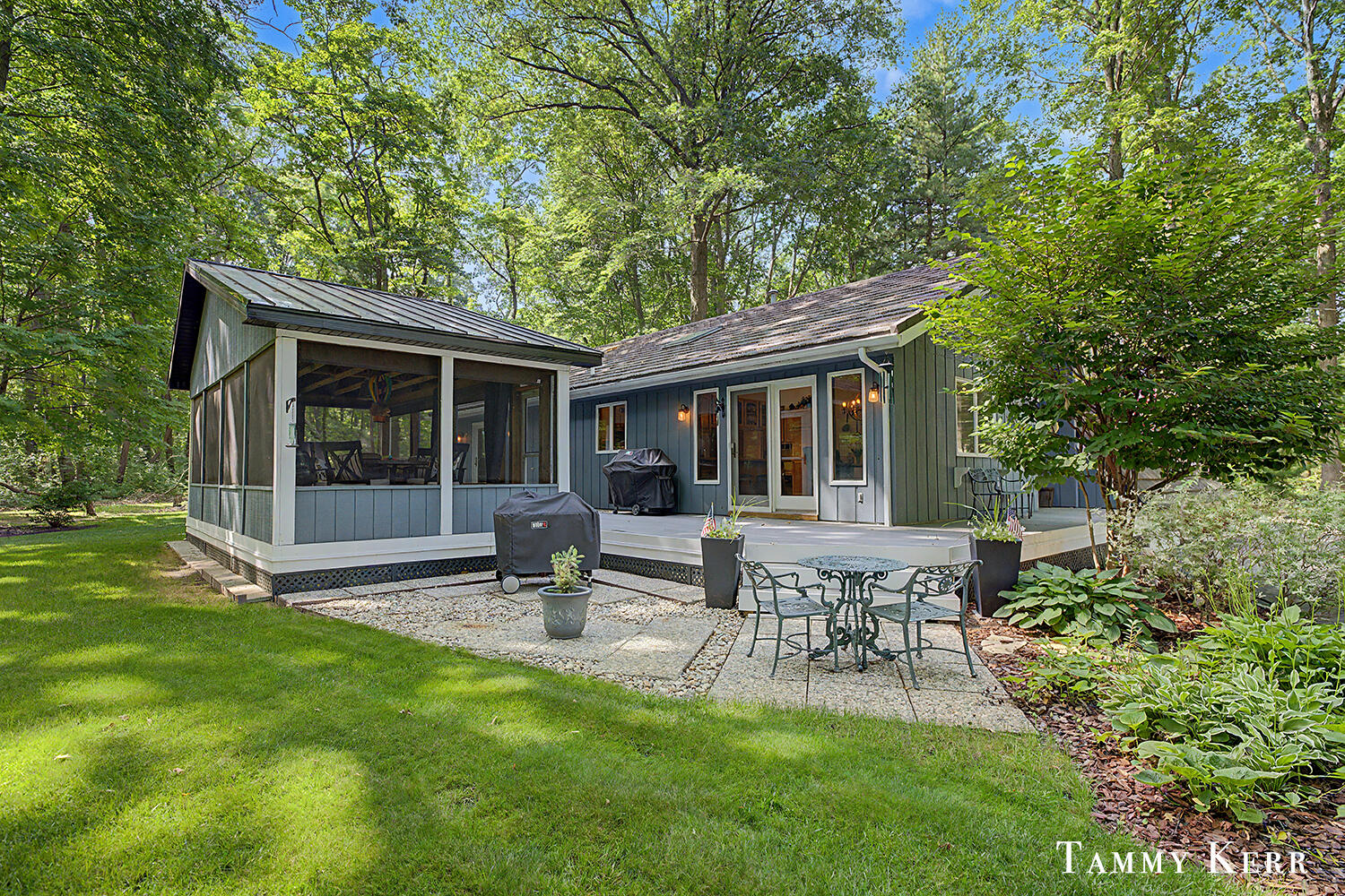 6051 Old Allegan Road Saugatuck MI 49453
