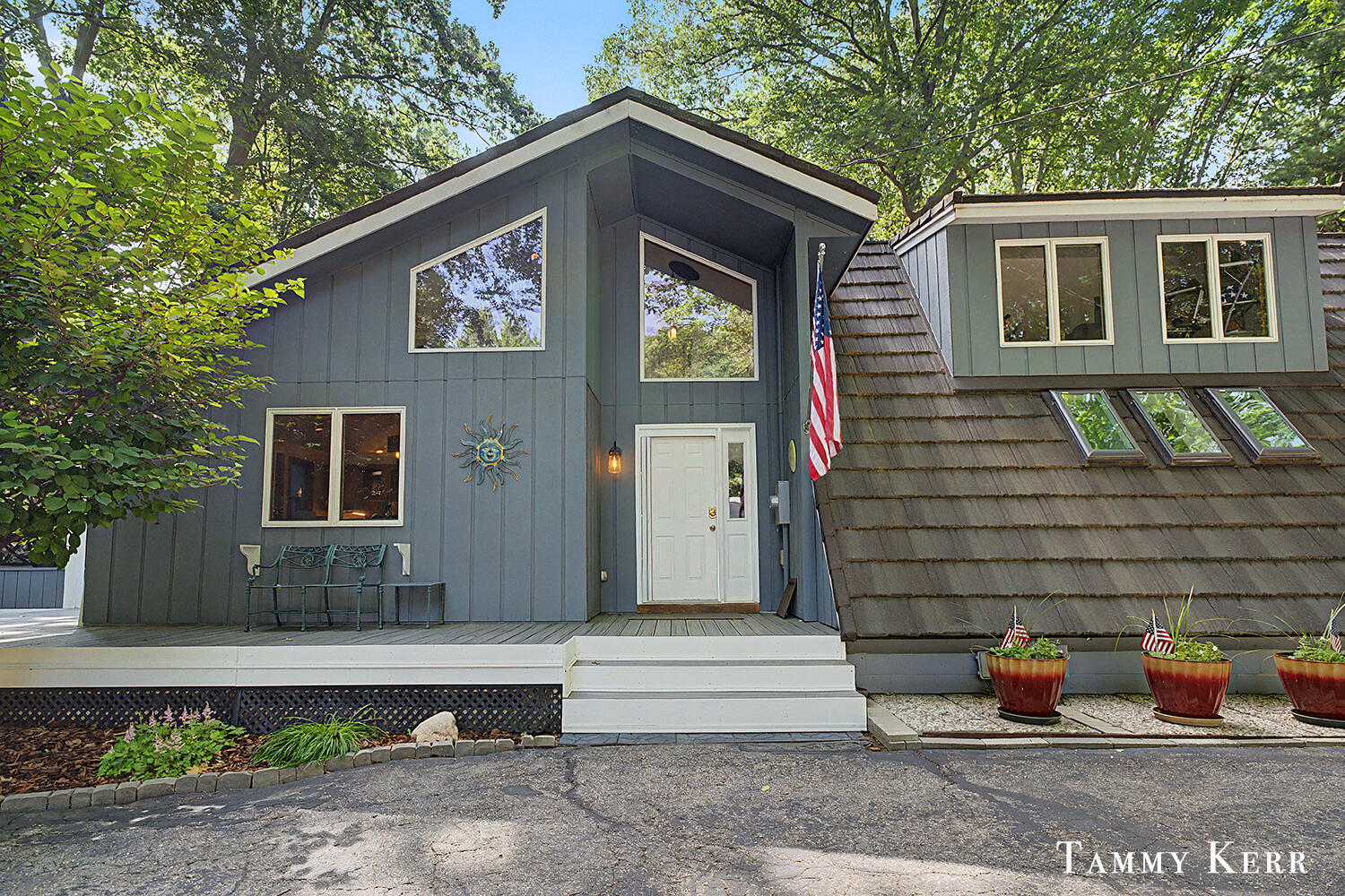6051 Old Allegan Road Saugatuck MI 49453