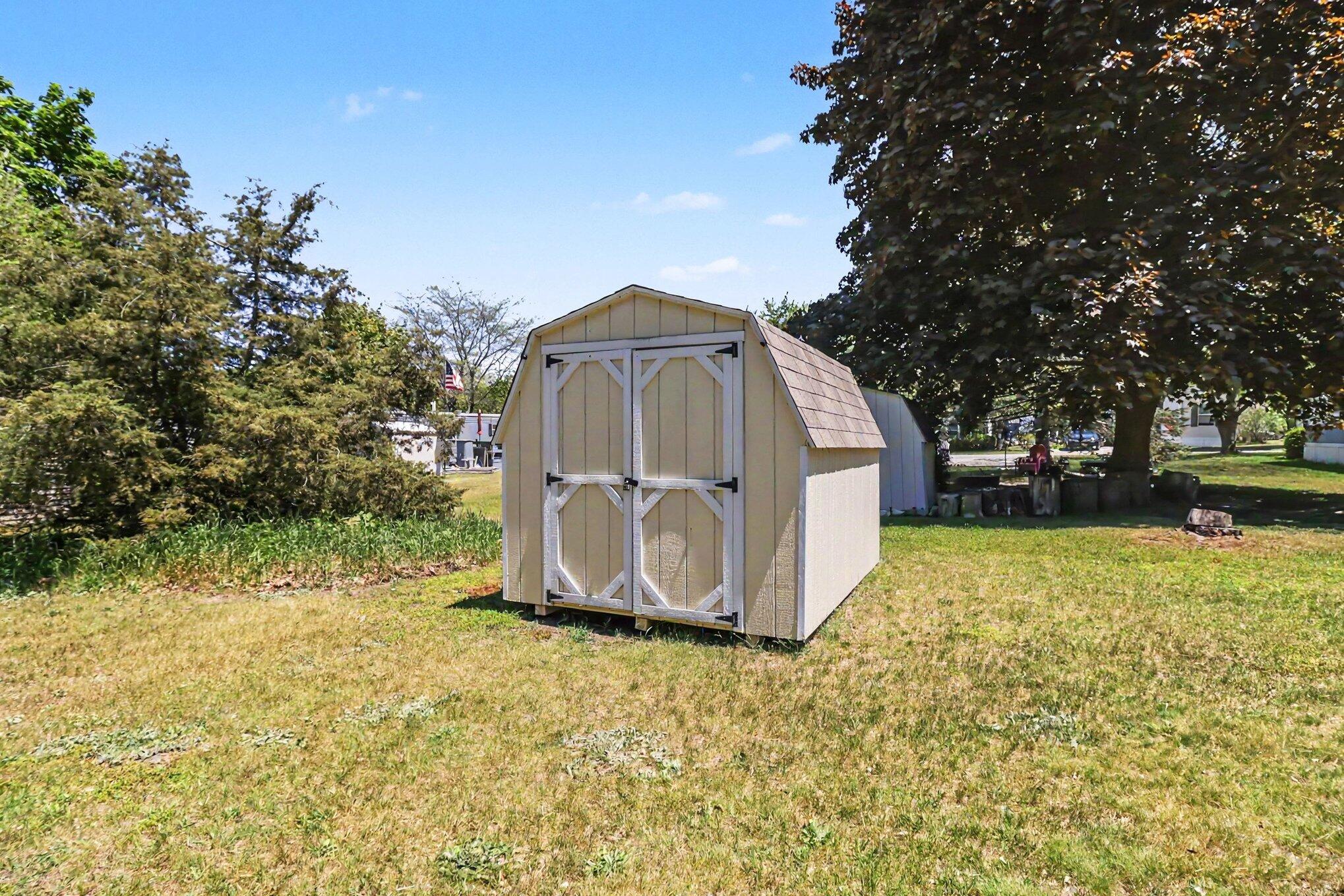 2860 Trepanier Drive Ludington MI 49431