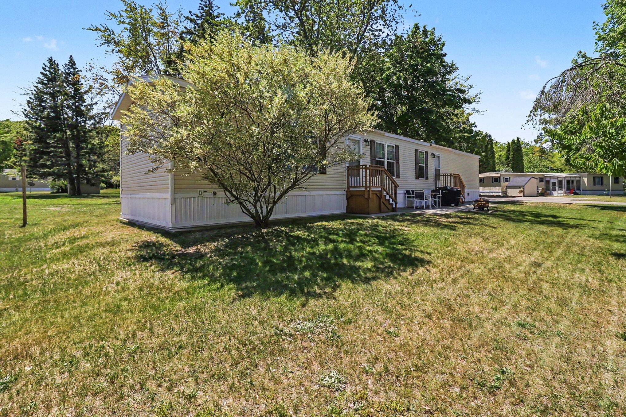 2860 Trepanier Drive Ludington MI 49431