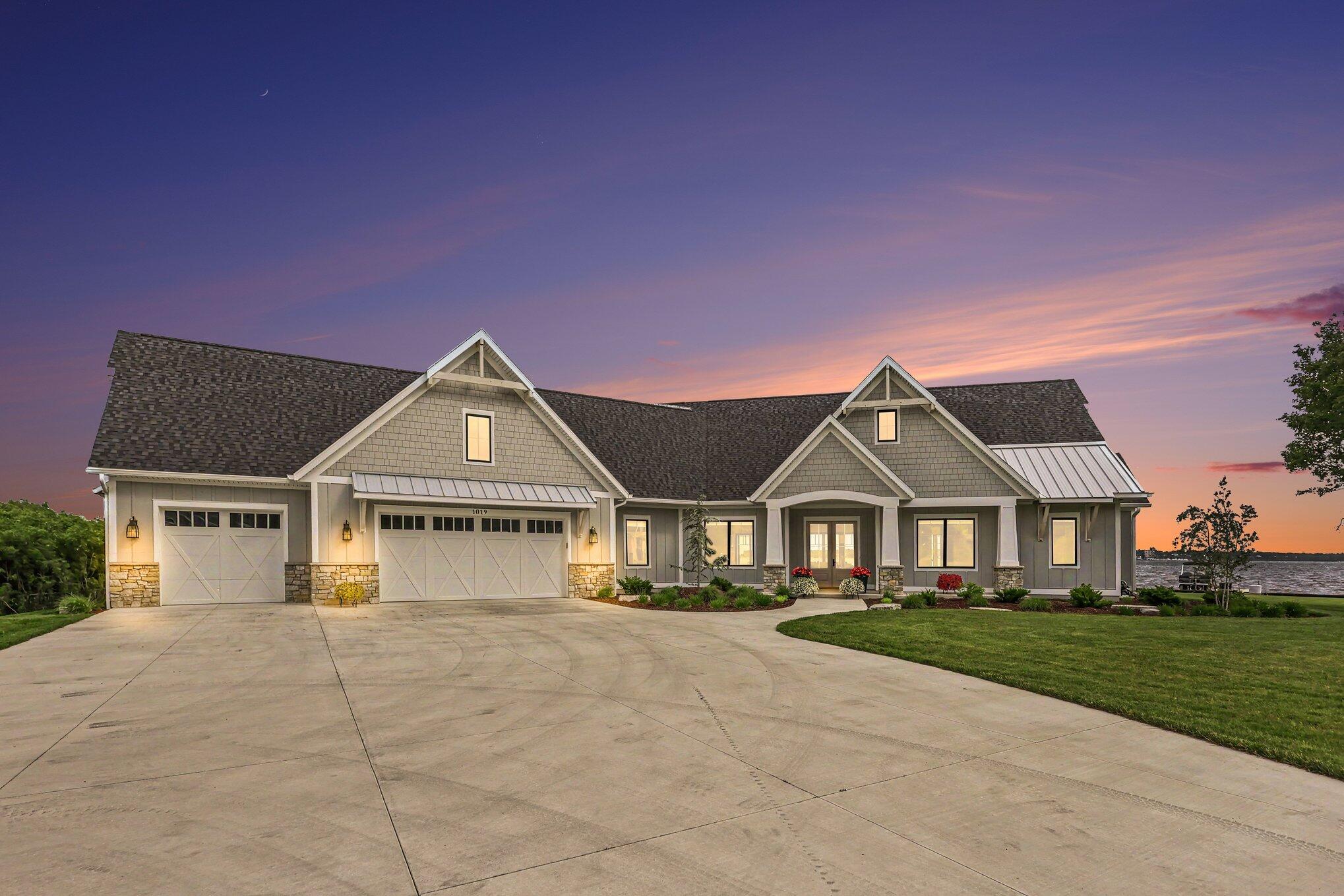 1019 Moorings Court Muskegon MI 49445