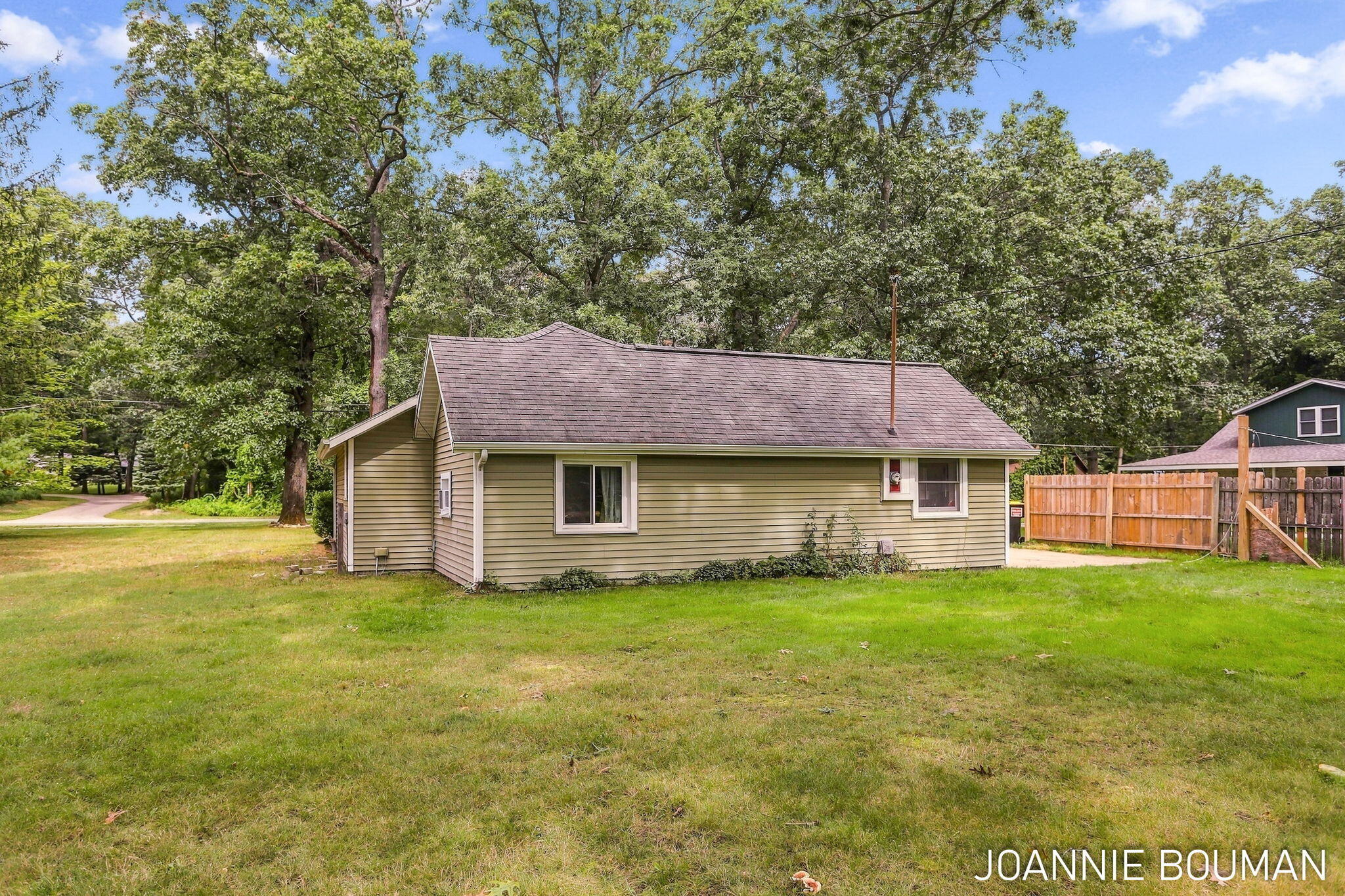 15412 Groesbeck Street Grand Haven MI 49417