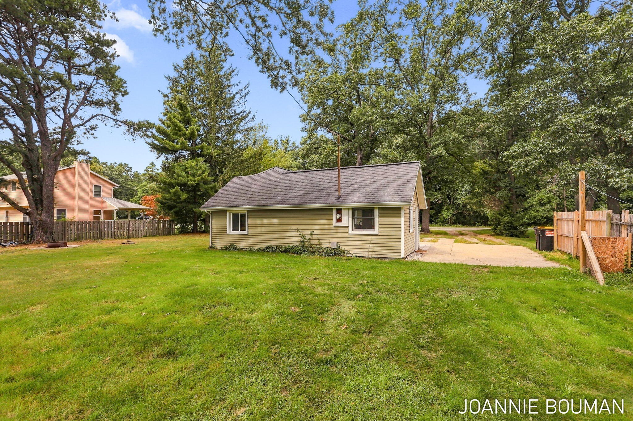 15412 Groesbeck Street Grand Haven MI 49417