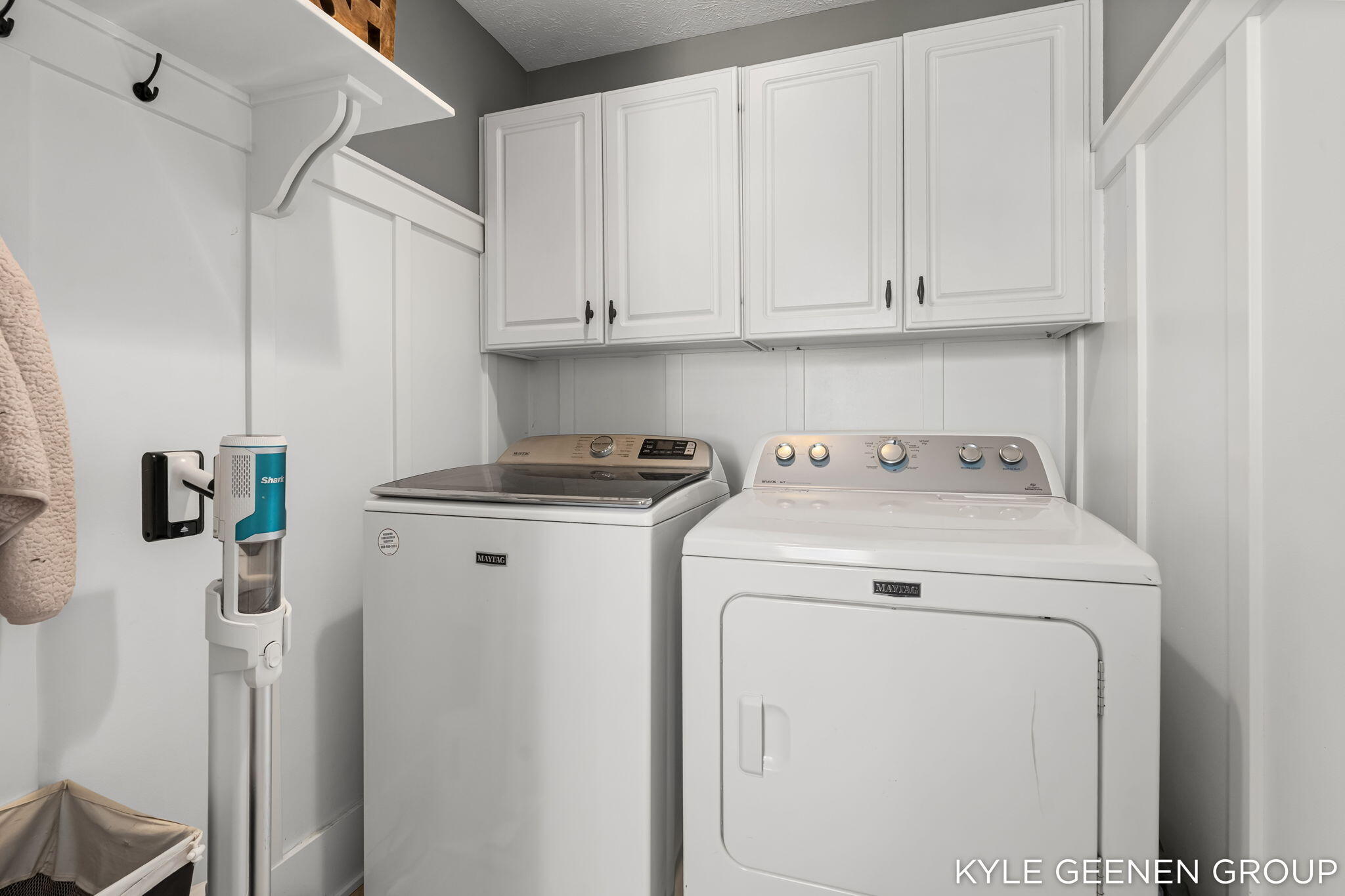 1519 W Springfield Circle Zeeland MI 49464