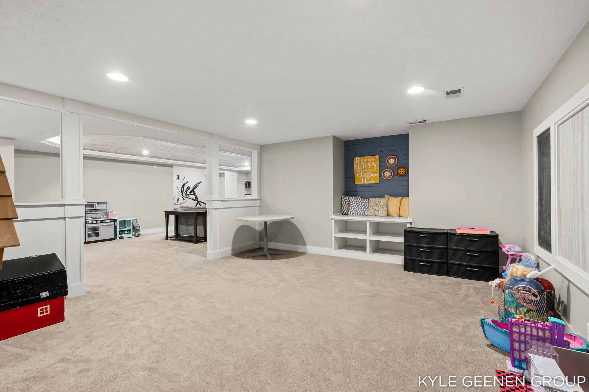 1519 W Springfield Circle Zeeland MI 49464