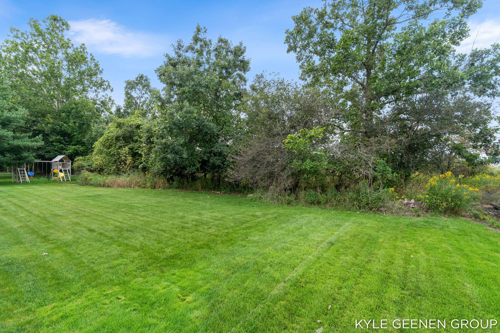1519 W Springfield Circle Zeeland MI 49464