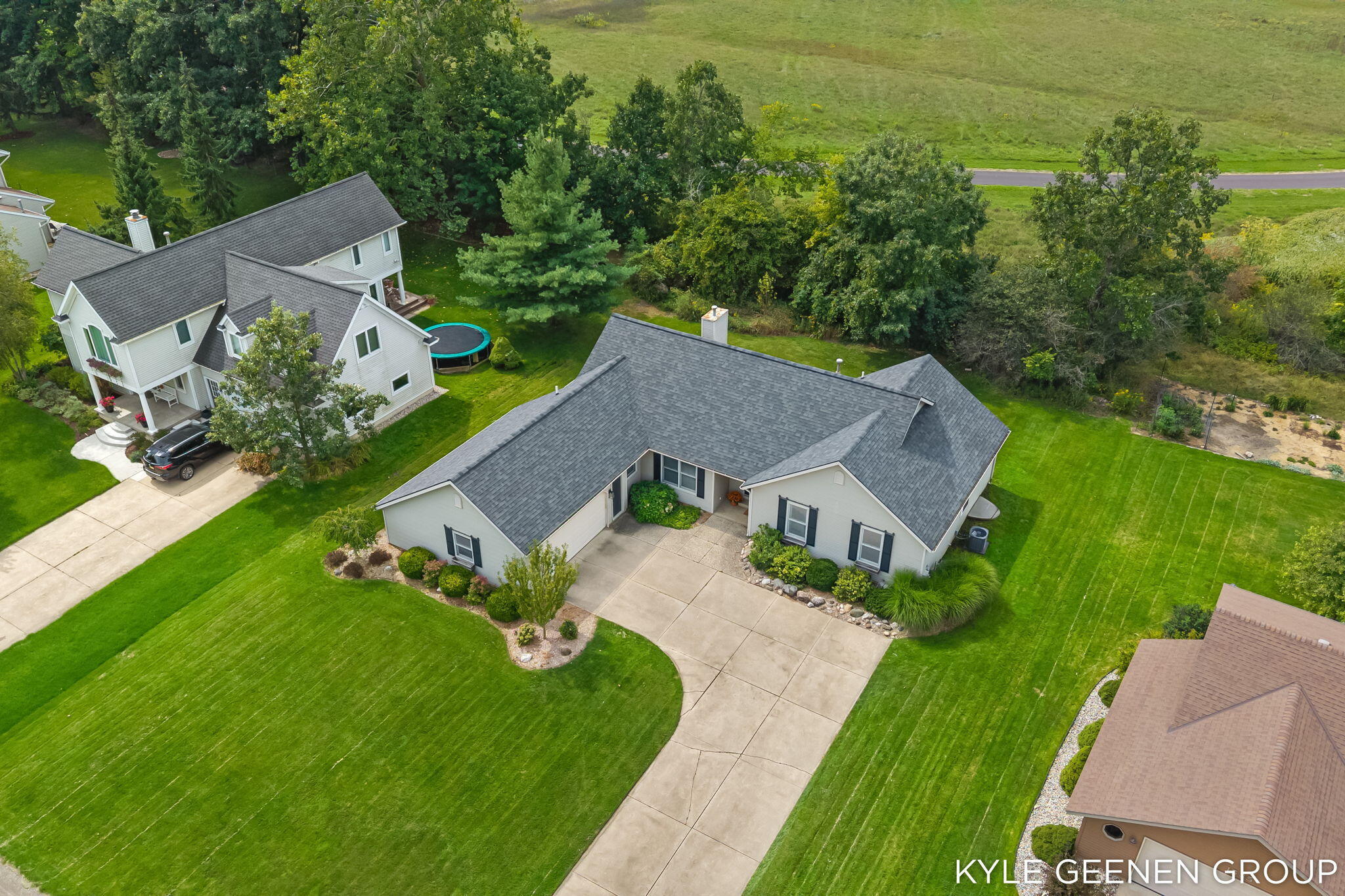 1519 W Springfield Circle Zeeland MI 49464