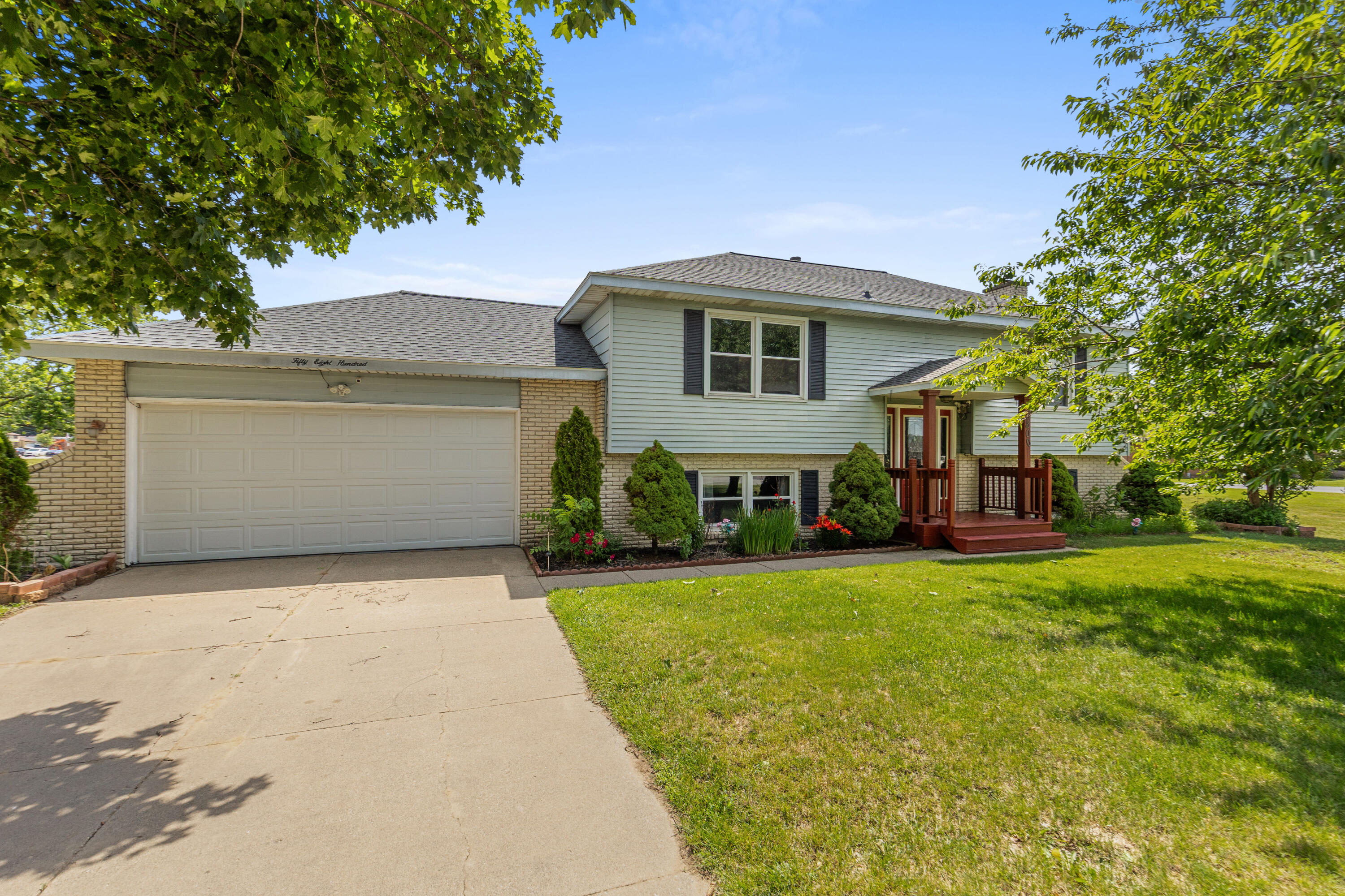 5800 Eastern Avenue SE Grand Rapids MI 49508