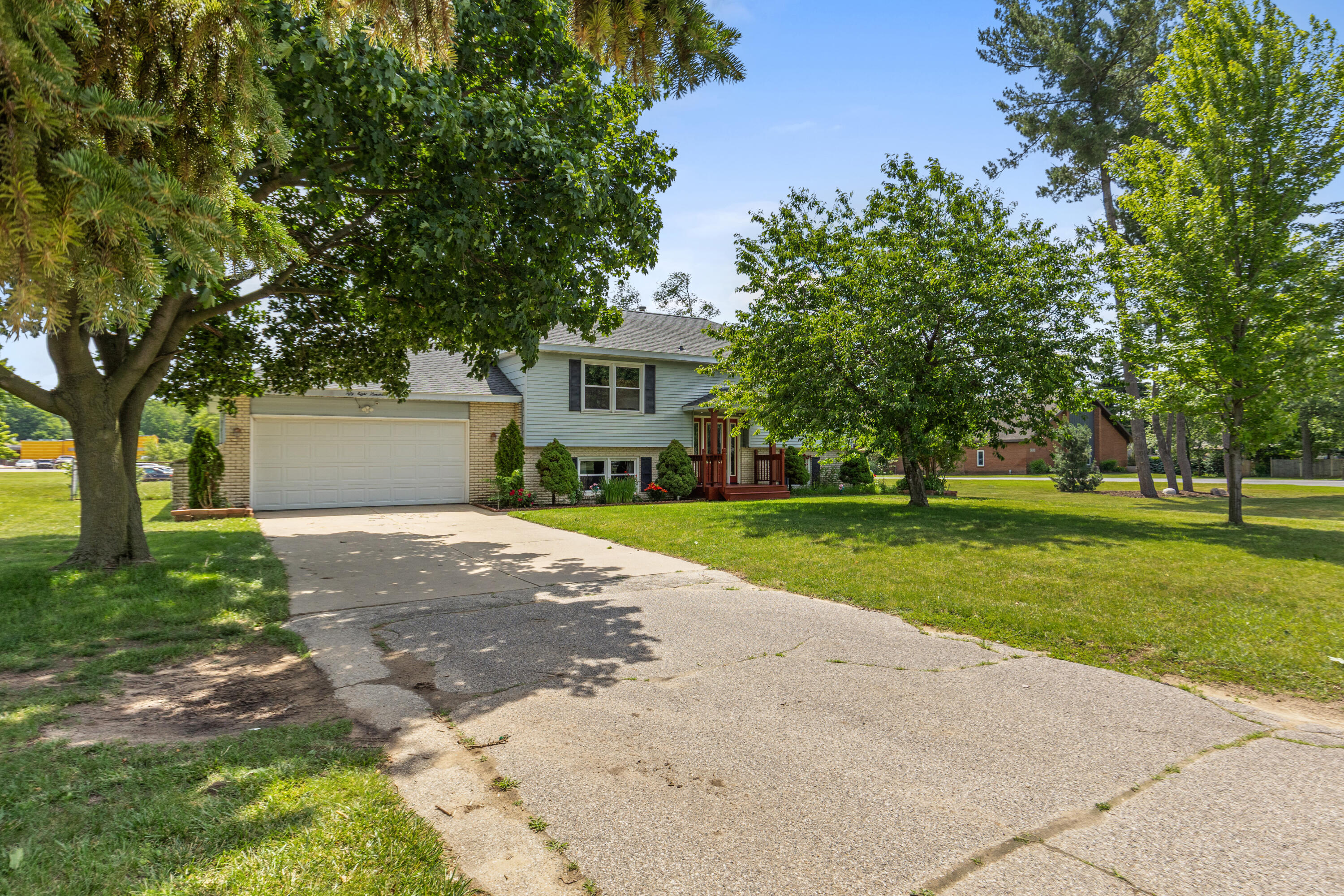 5800 Eastern Avenue SE Grand Rapids MI 49508