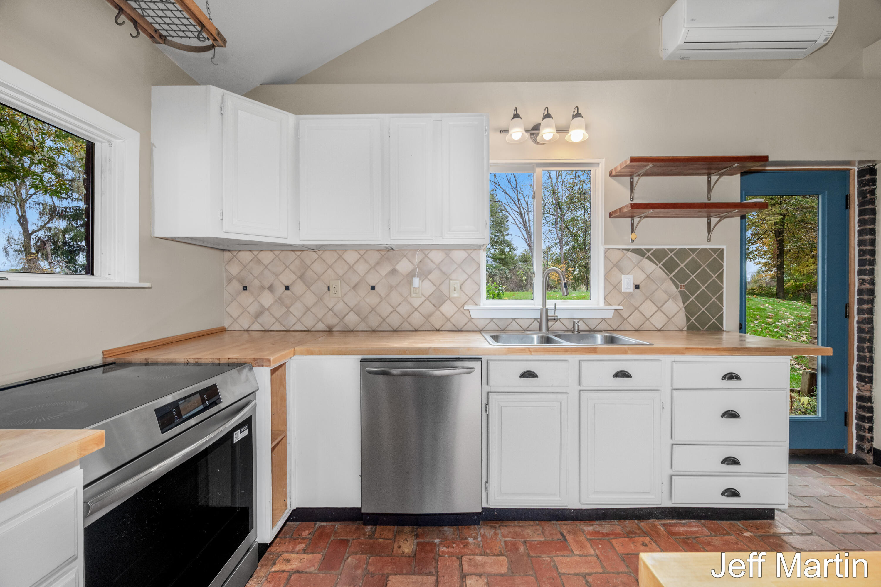 1413 Grand River Drive NE Ada MI 49301