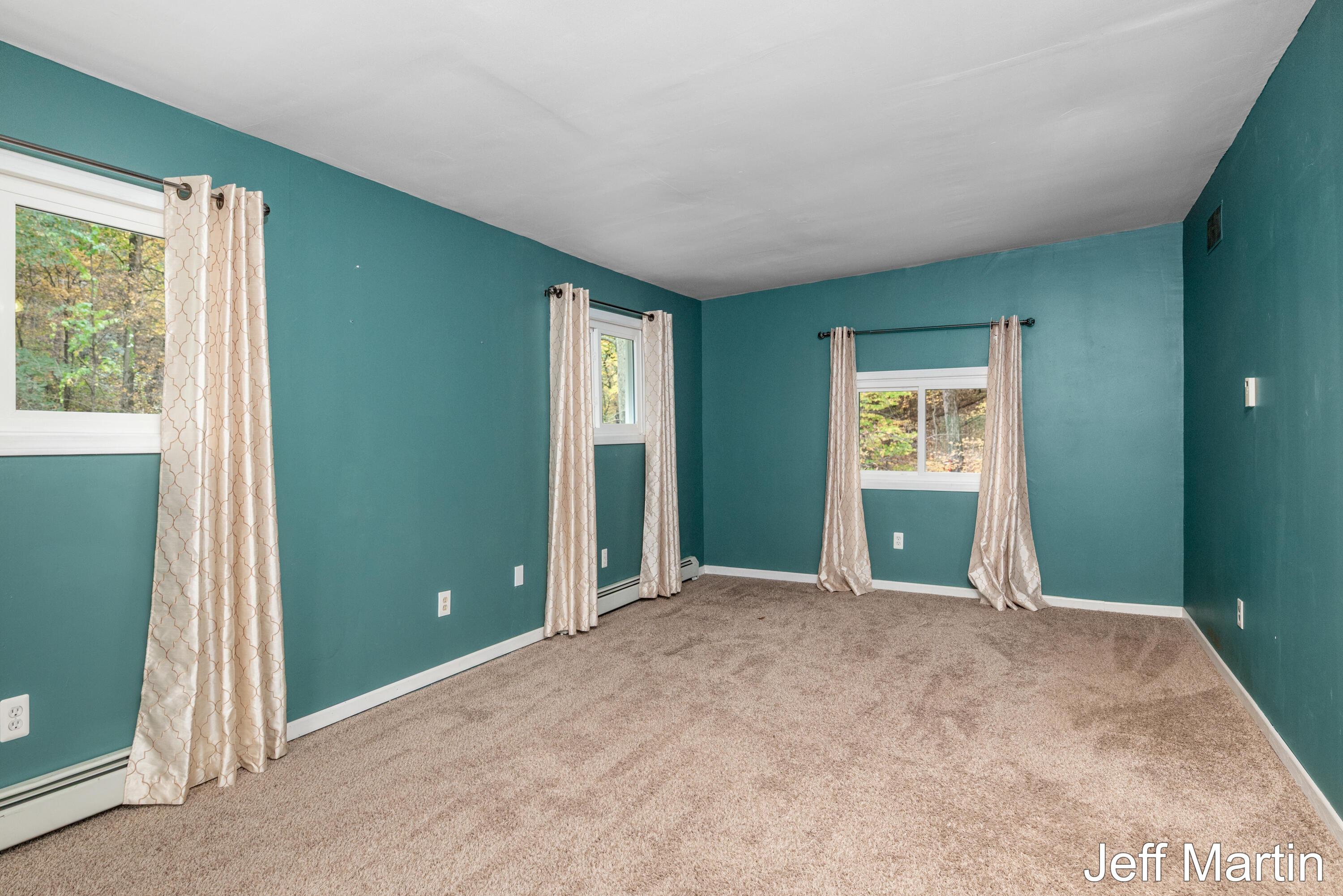 1413 Grand River Drive NE Ada MI 49301