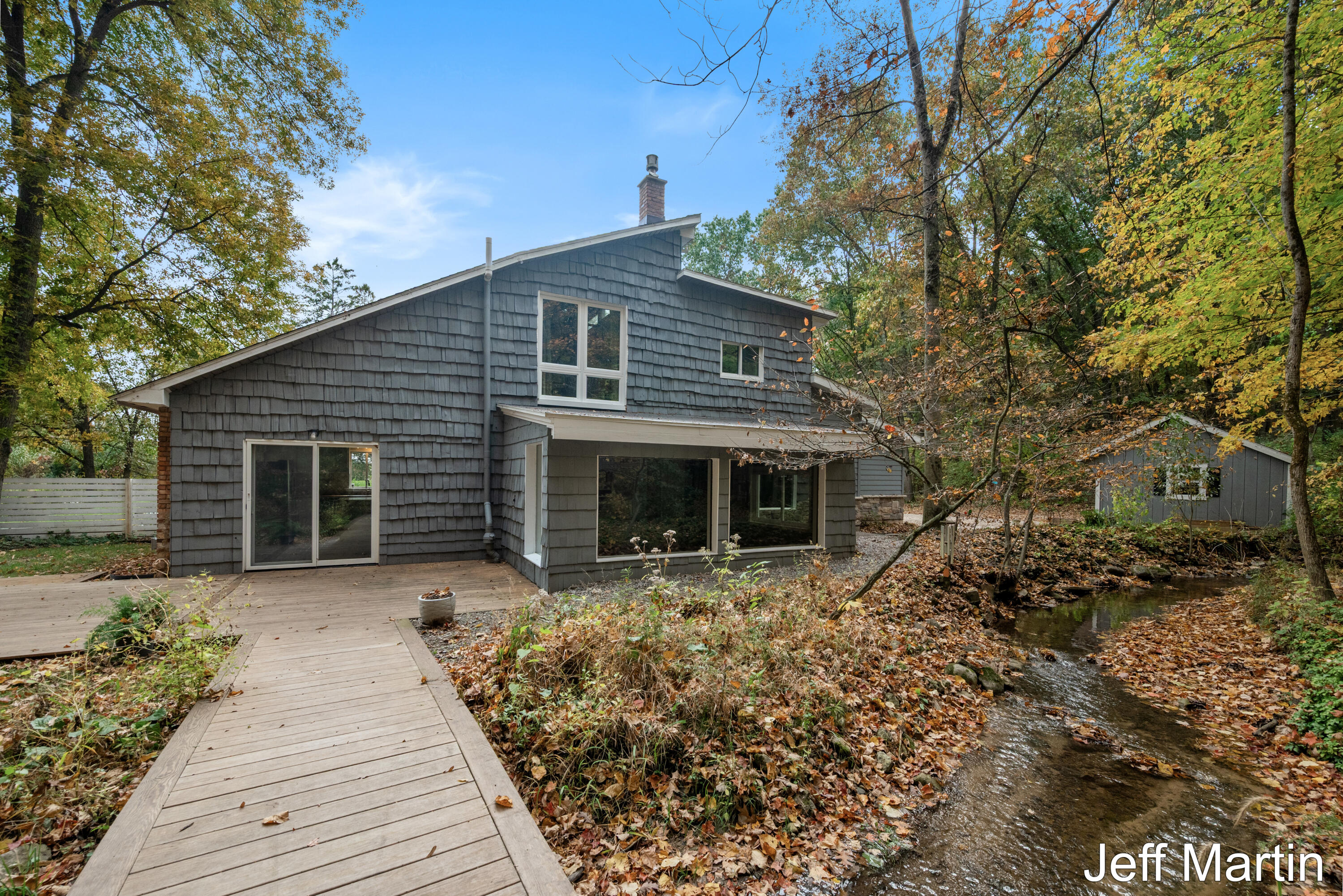 1413 Grand River Drive NE Ada MI 49301