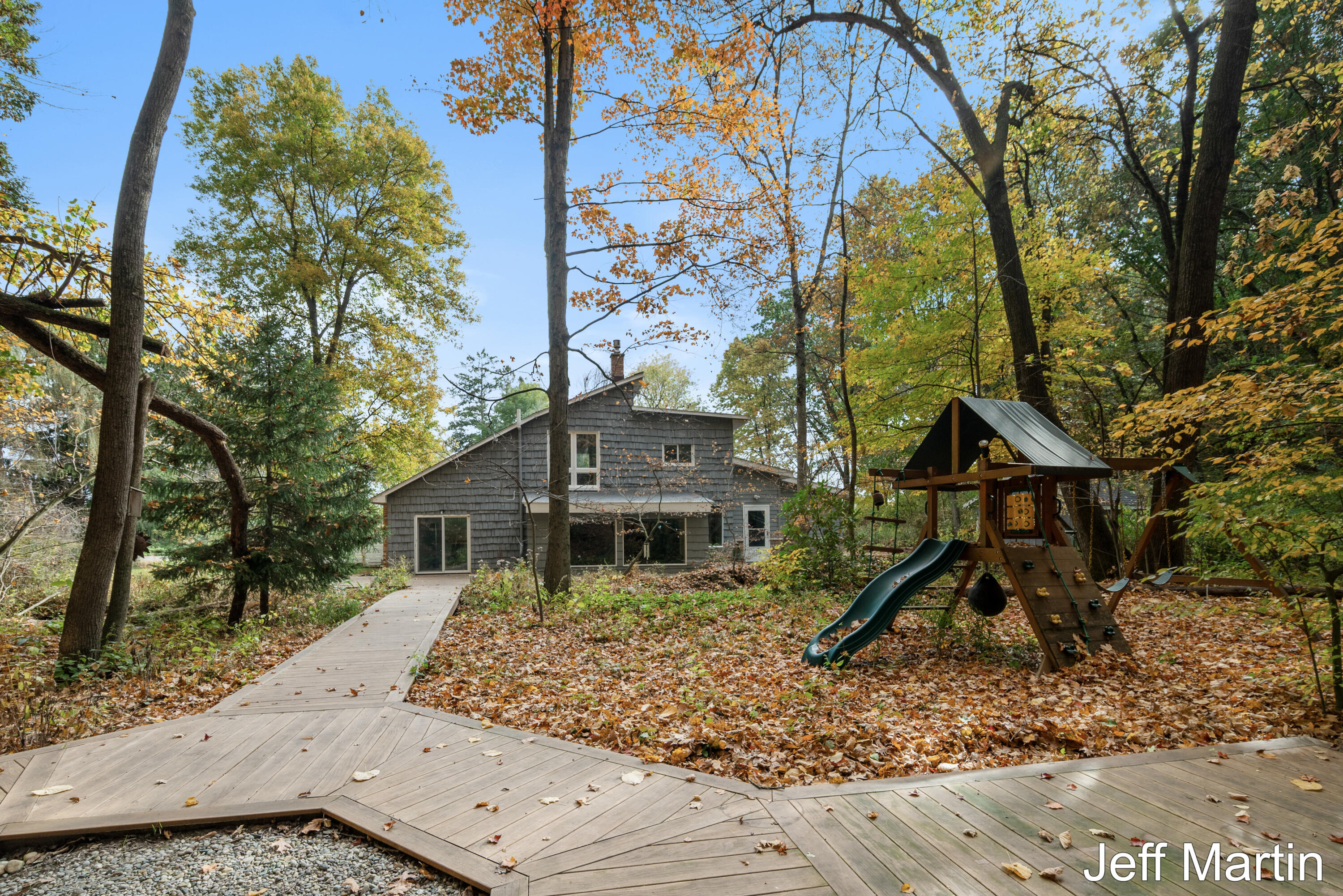 1413 Grand River Drive NE Ada MI 49301