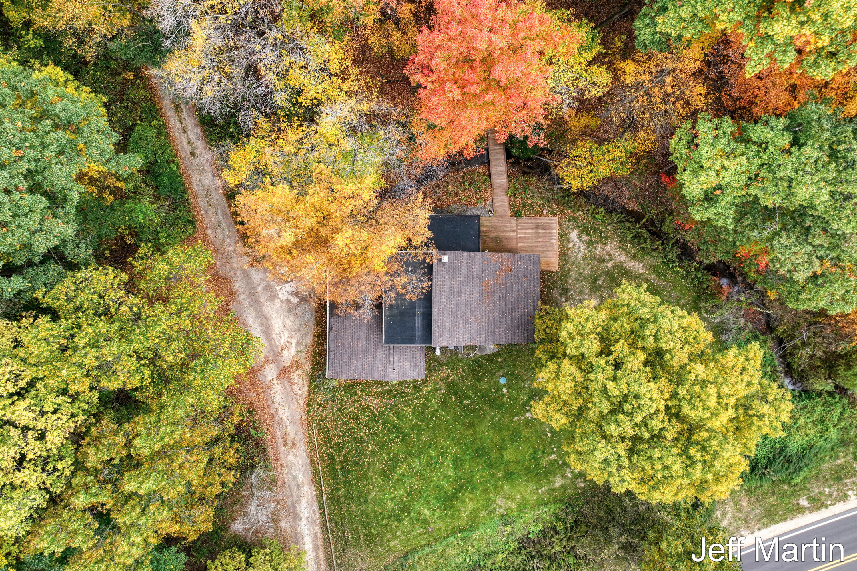 1413 Grand River Drive NE Ada MI 49301