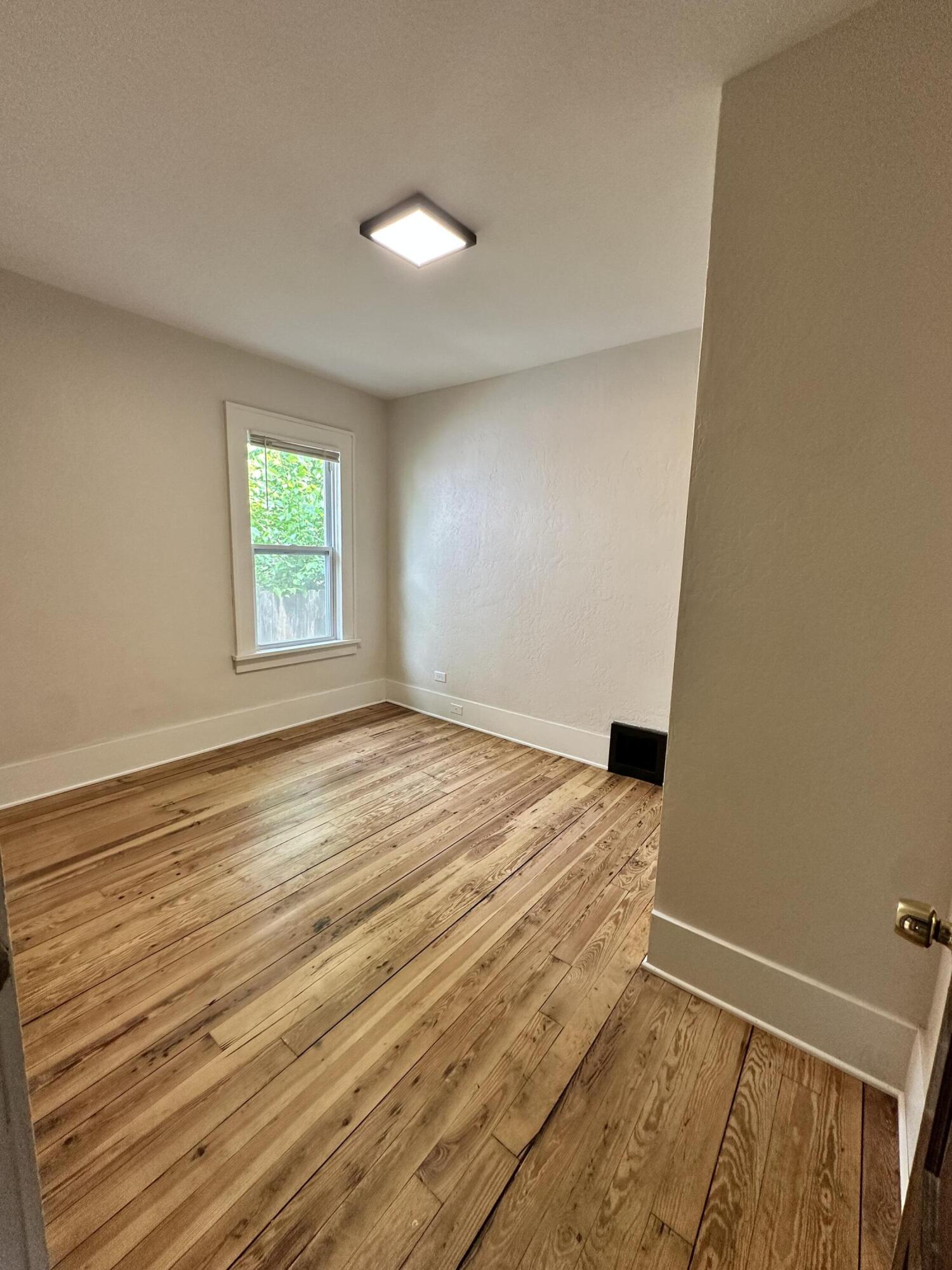 1636 Wood Street Muskegon MI 49442