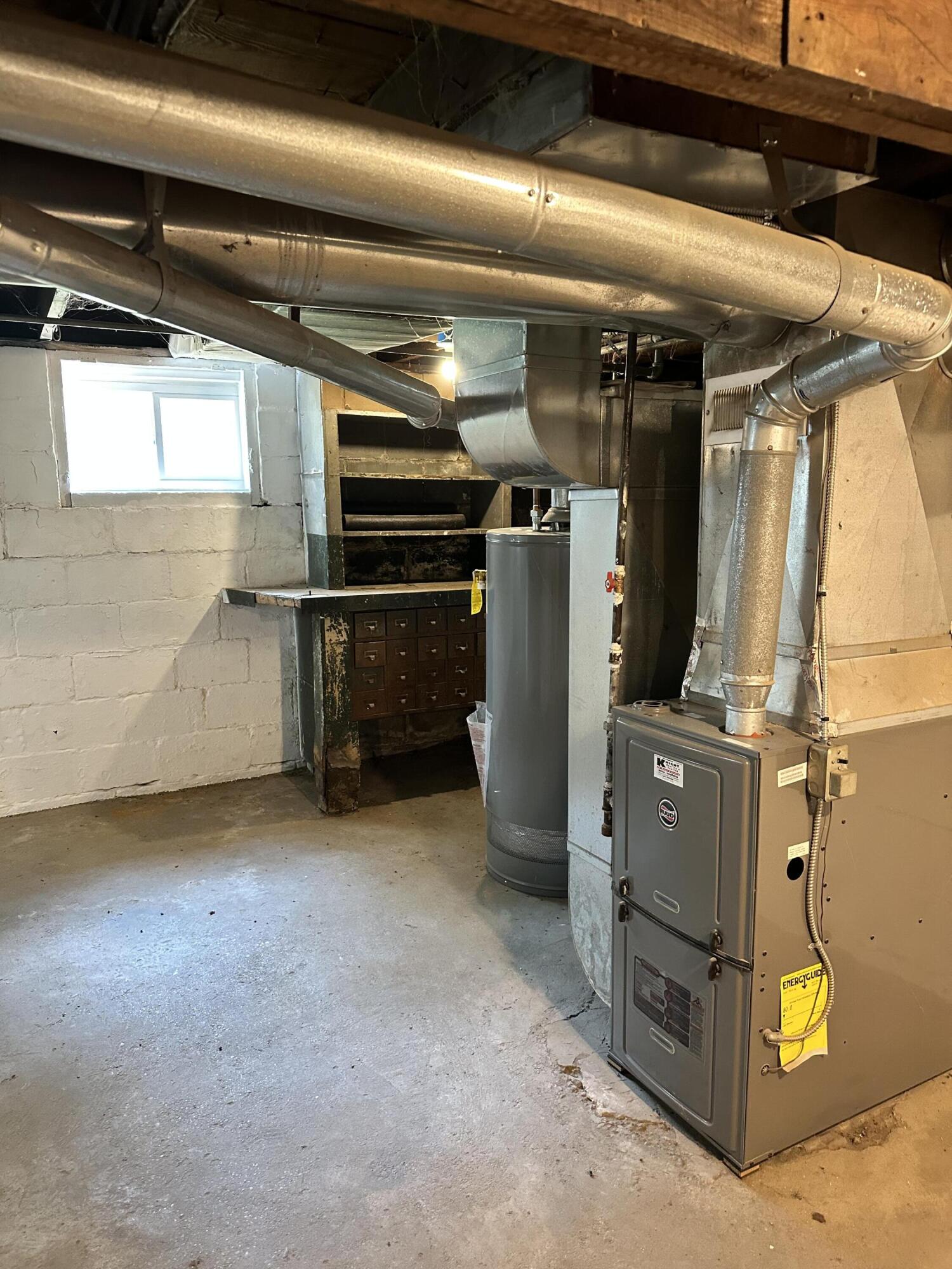 1636 Wood Street Muskegon MI 49442