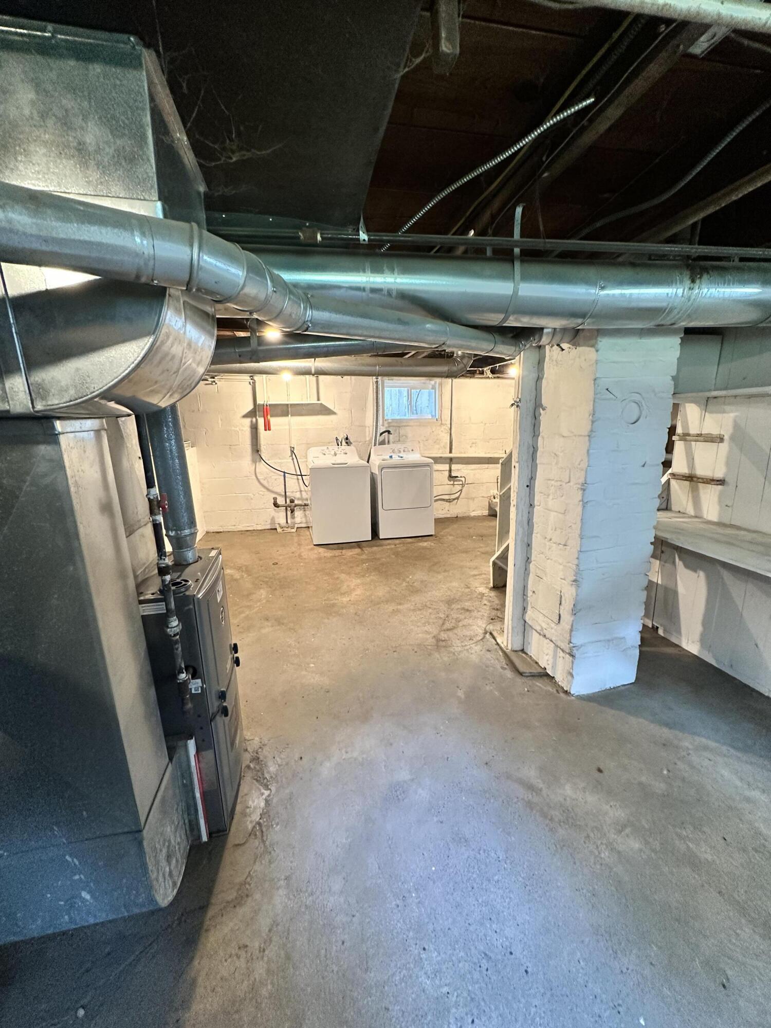 1636 Wood Street Muskegon MI 49442