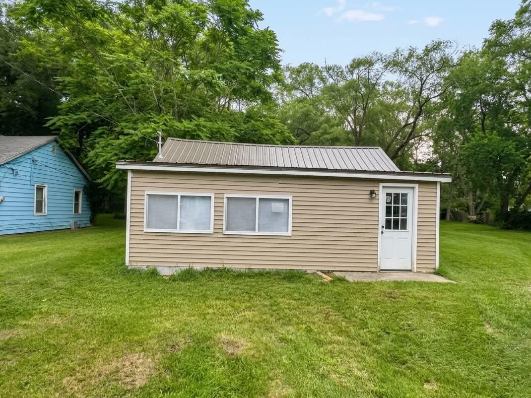 815 Milo Street Benton Harbor MI 49022