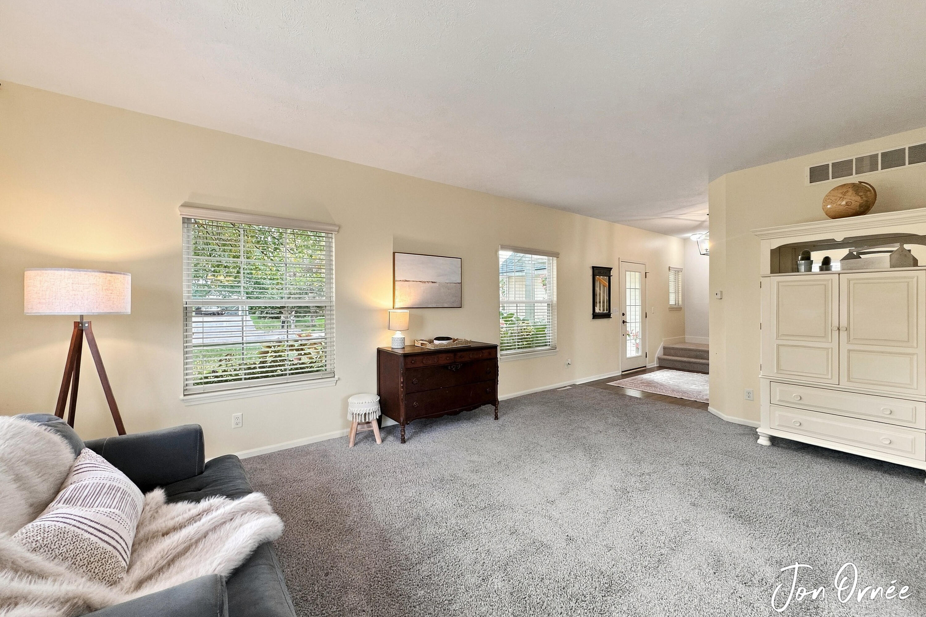 8621 Sun Park Drive Zeeland MI 49464