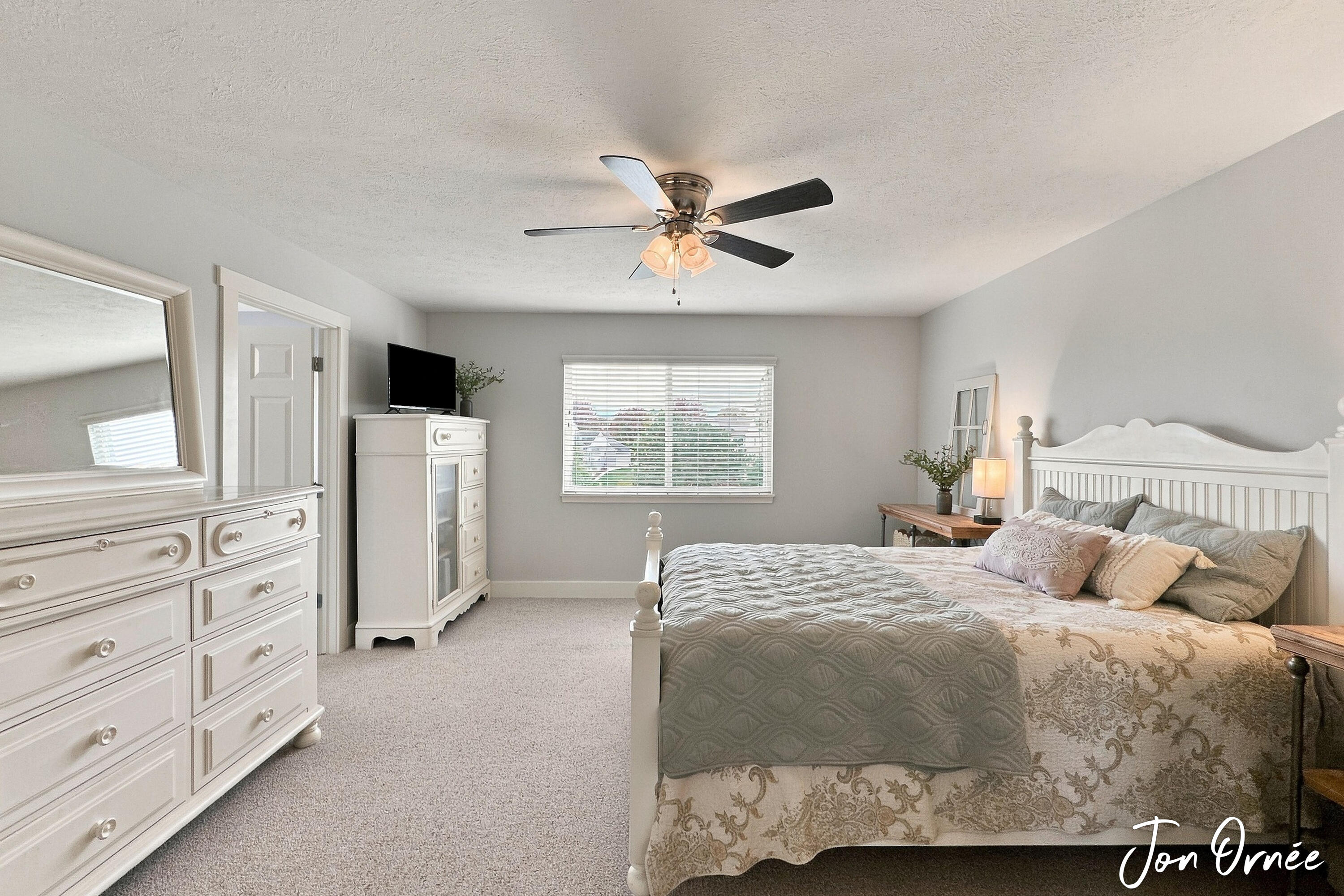 8621 Sun Park Drive Zeeland MI 49464