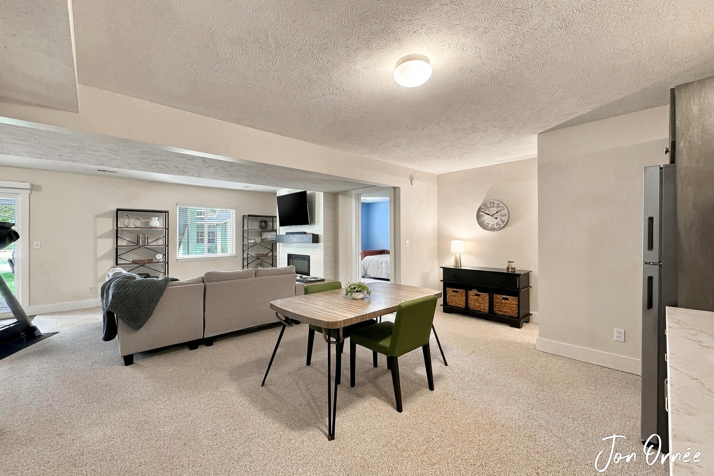 8621 Sun Park Drive Zeeland MI 49464
