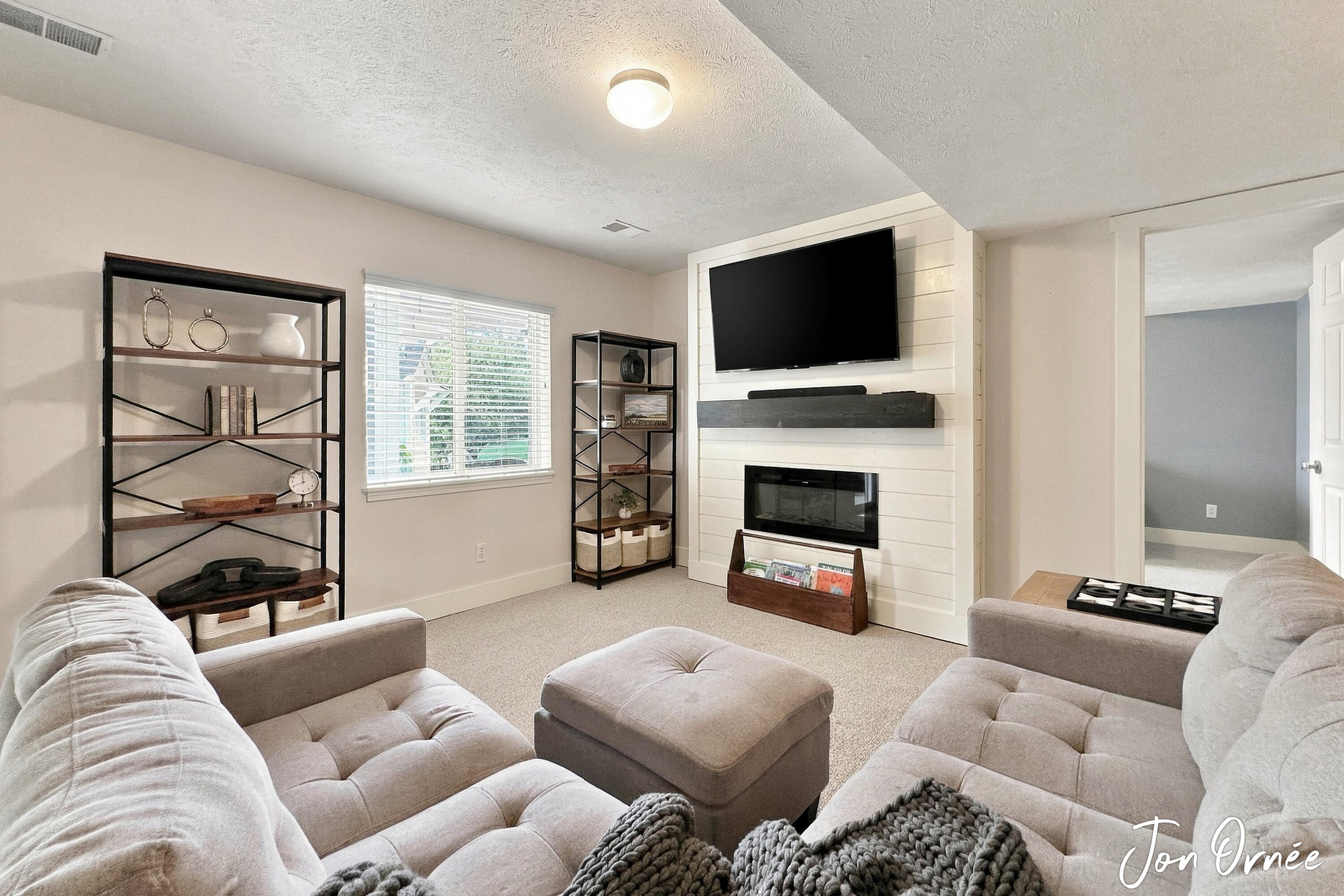 8621 Sun Park Drive Zeeland MI 49464
