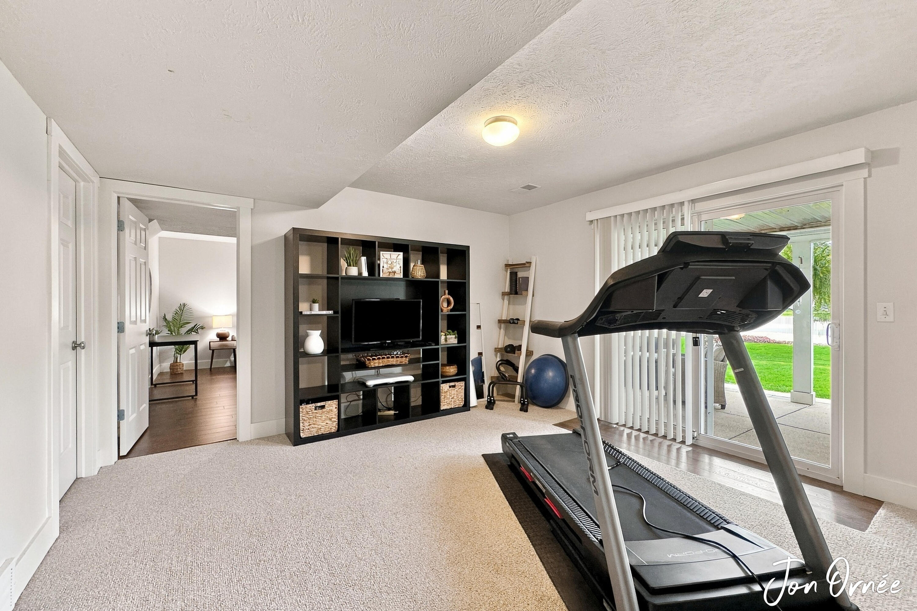 8621 Sun Park Drive Zeeland MI 49464