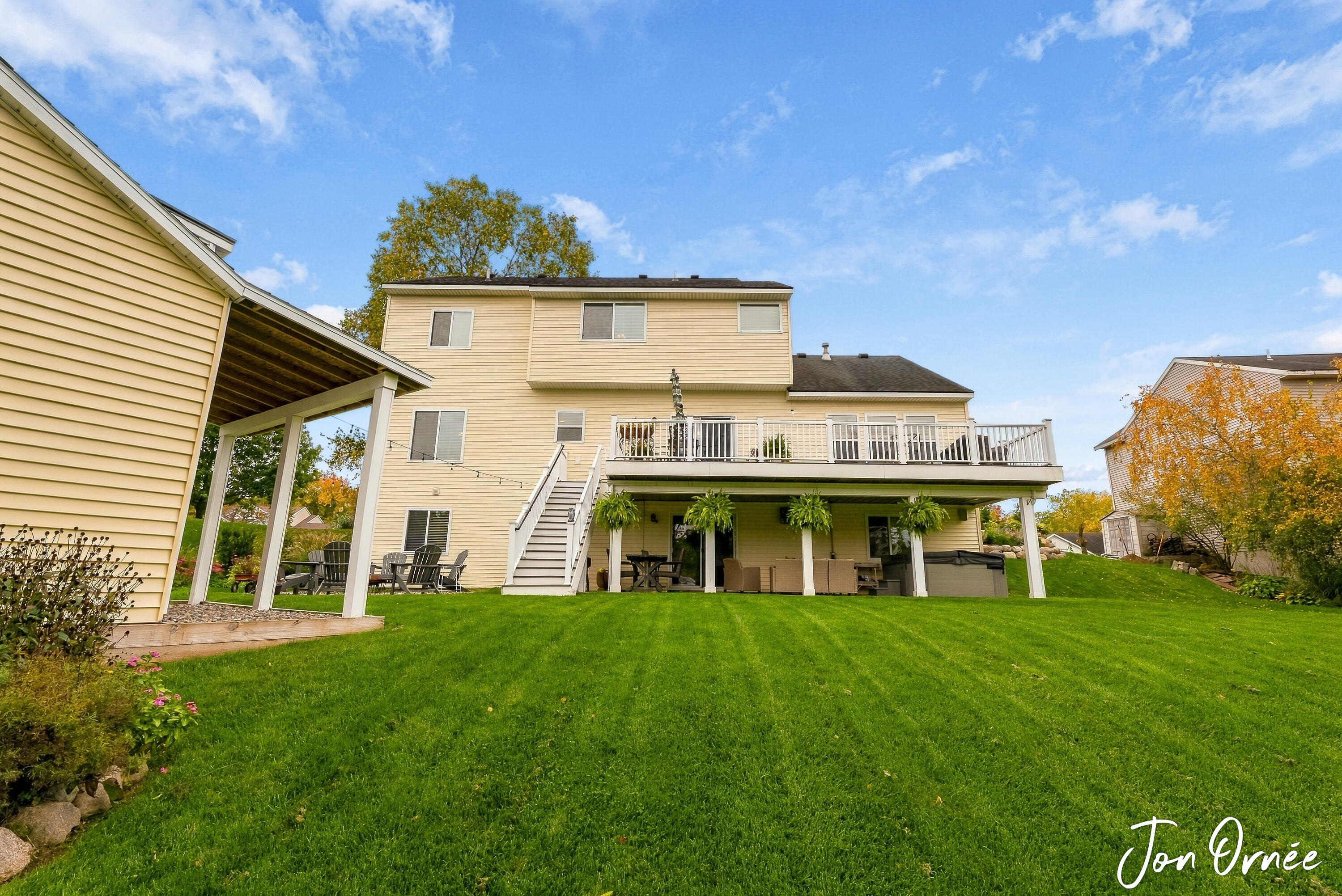 8621 Sun Park Drive Zeeland MI 49464