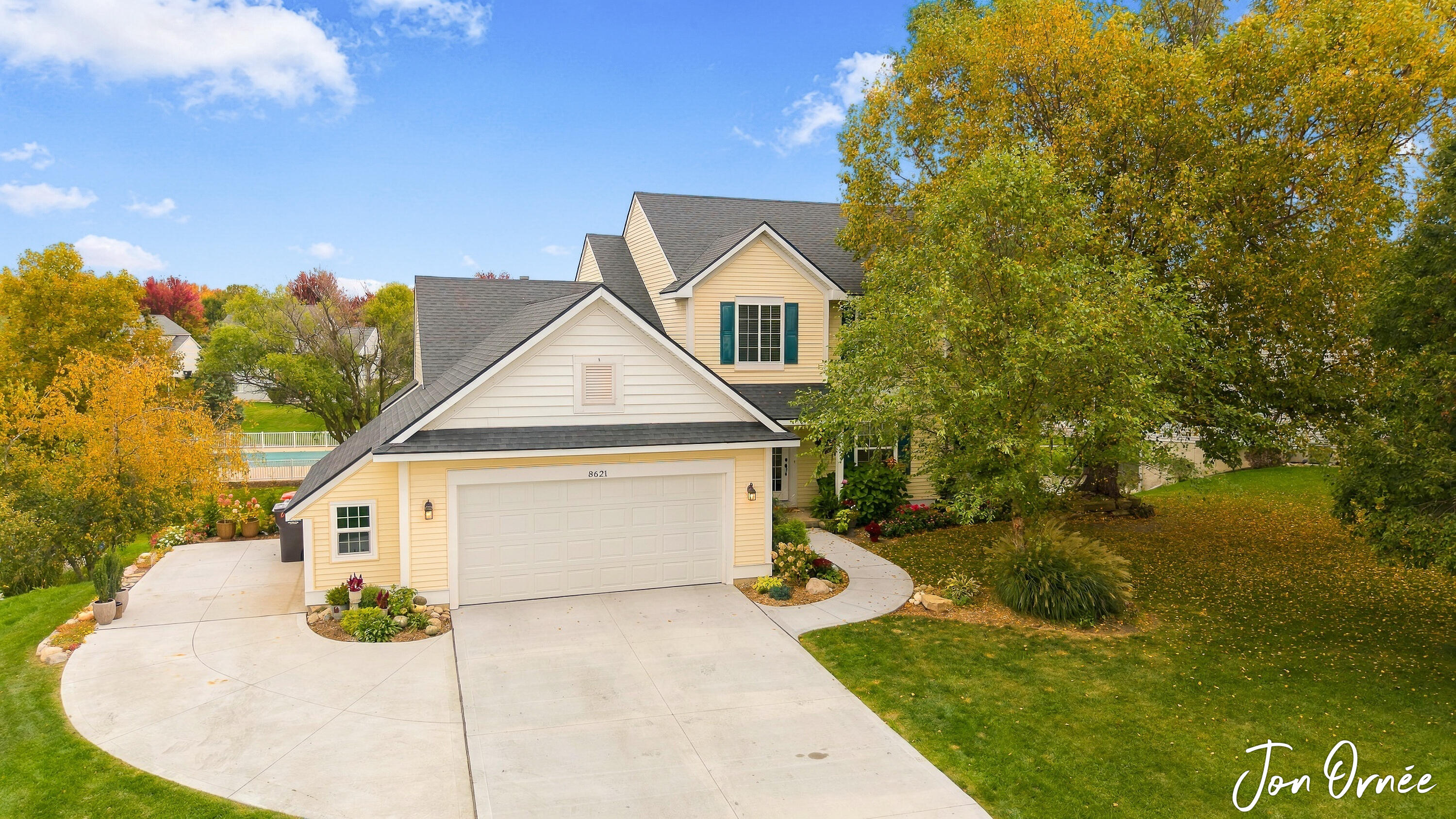 8621 Sun Park Drive Zeeland MI 49464