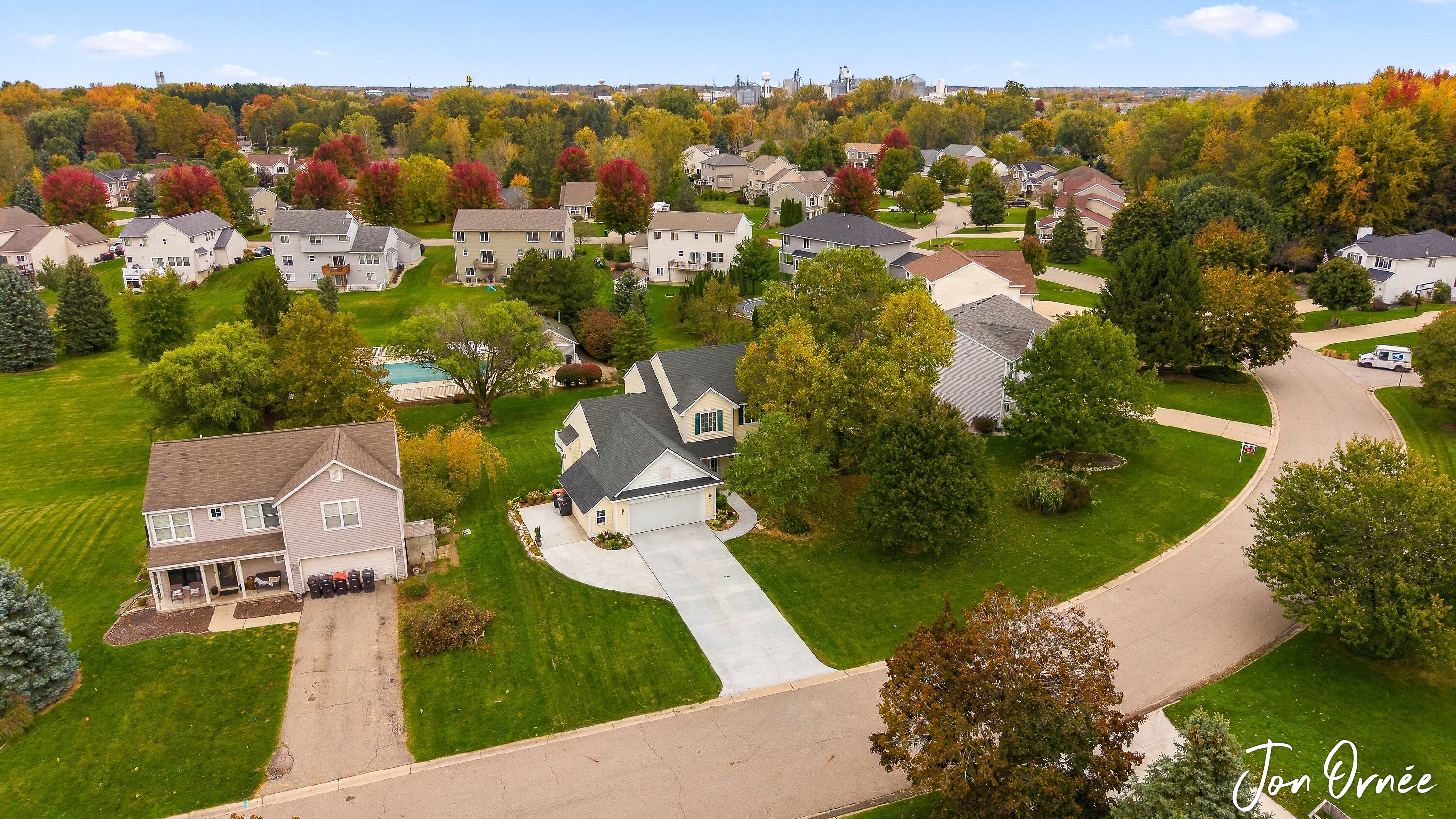 8621 Sun Park Drive Zeeland MI 49464