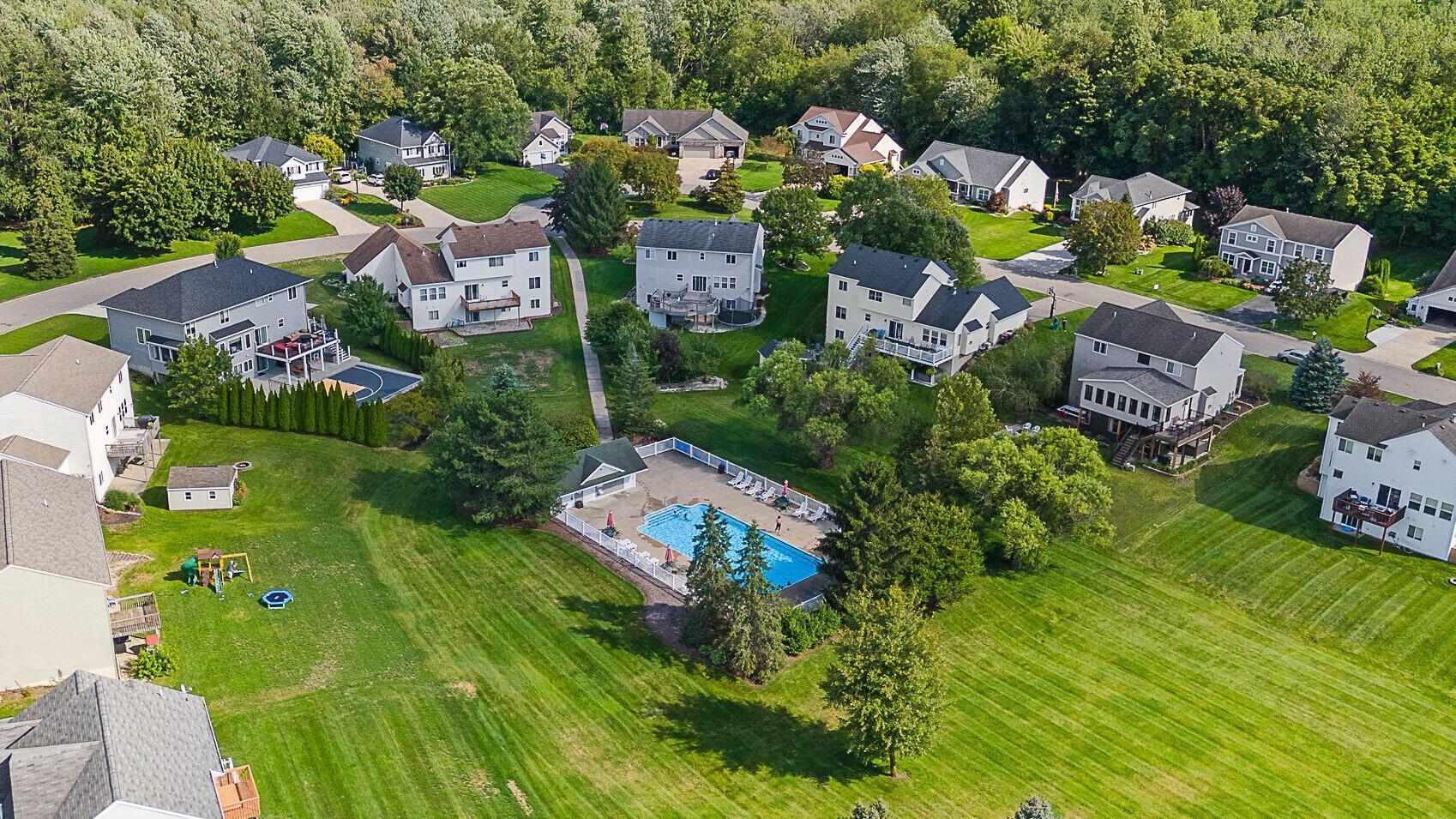 8621 Sun Park Drive Zeeland MI 49464