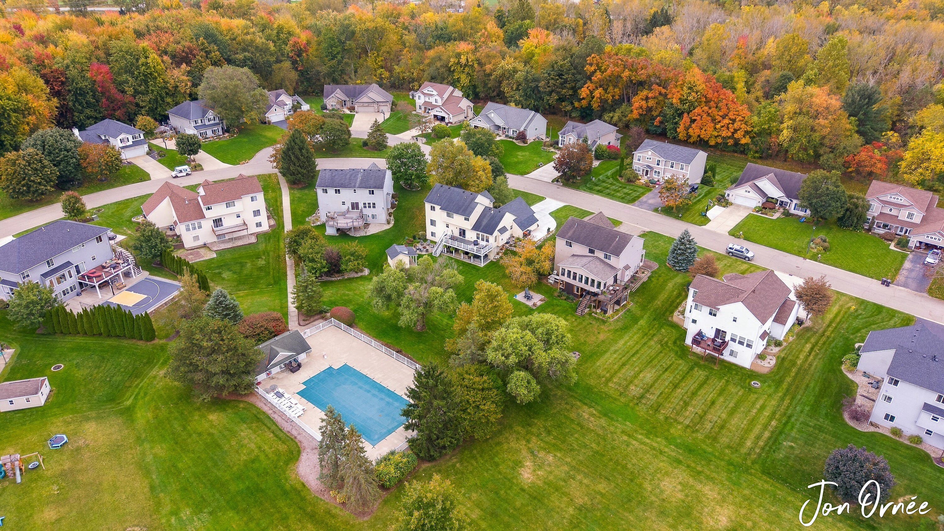 8621 Sun Park Drive Zeeland MI 49464