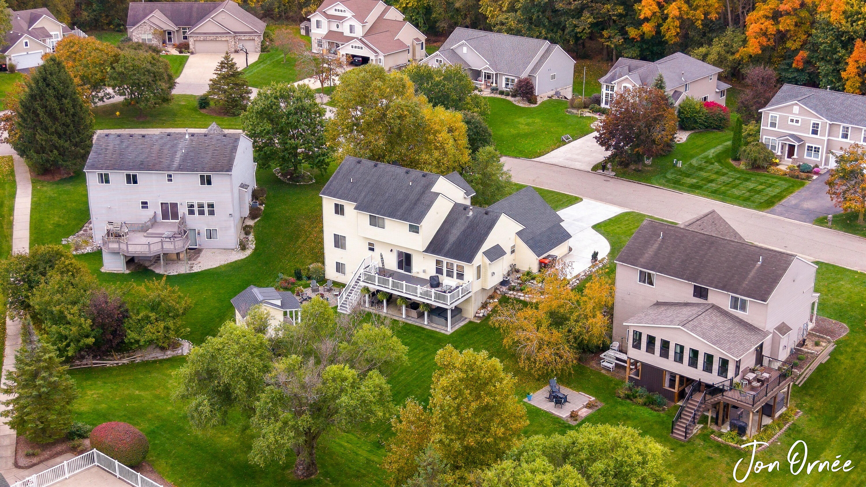 8621 Sun Park Drive Zeeland MI 49464