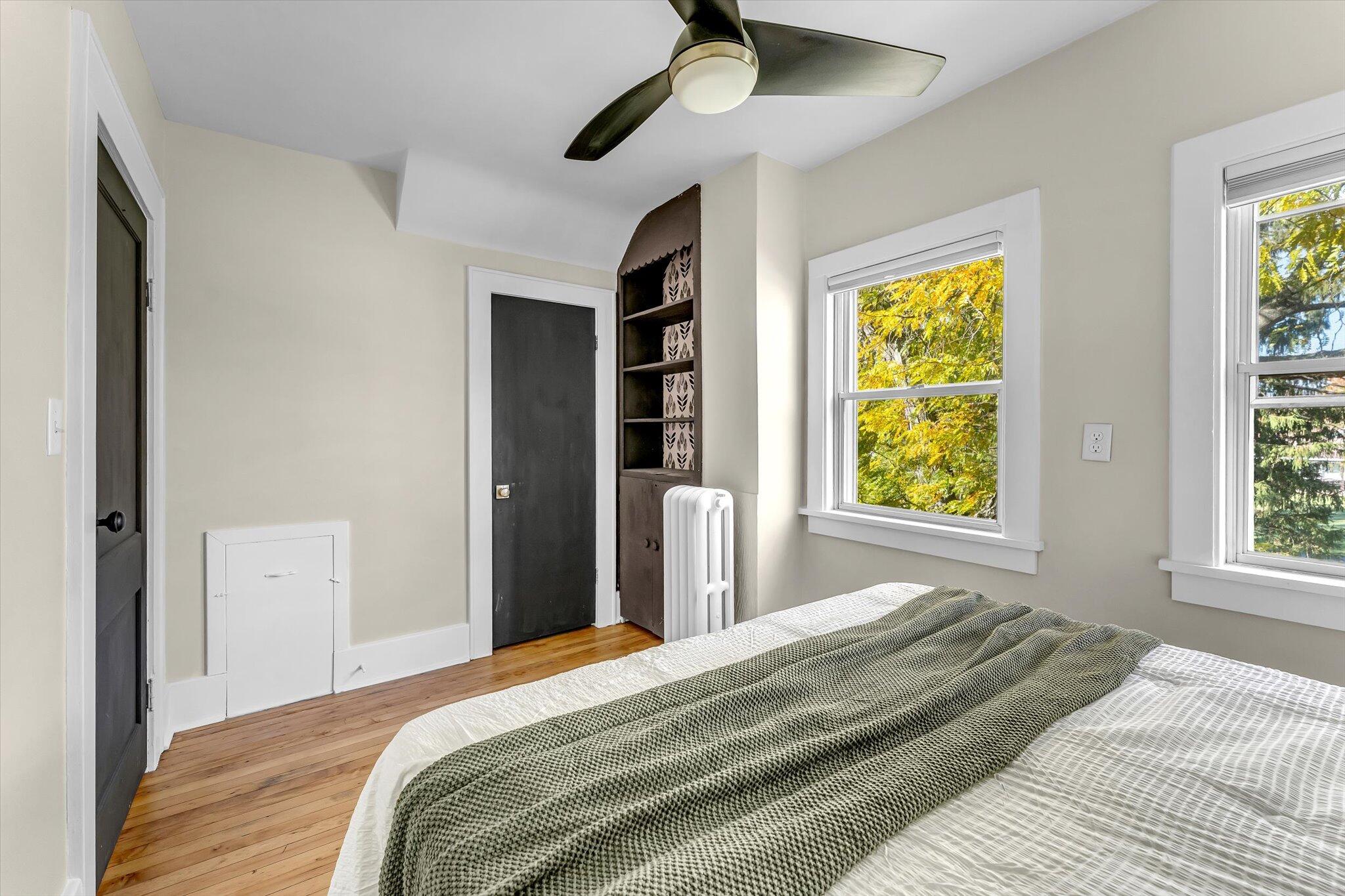 4391 Fruit Ridge Avenue NW Grand Rapids MI 49544