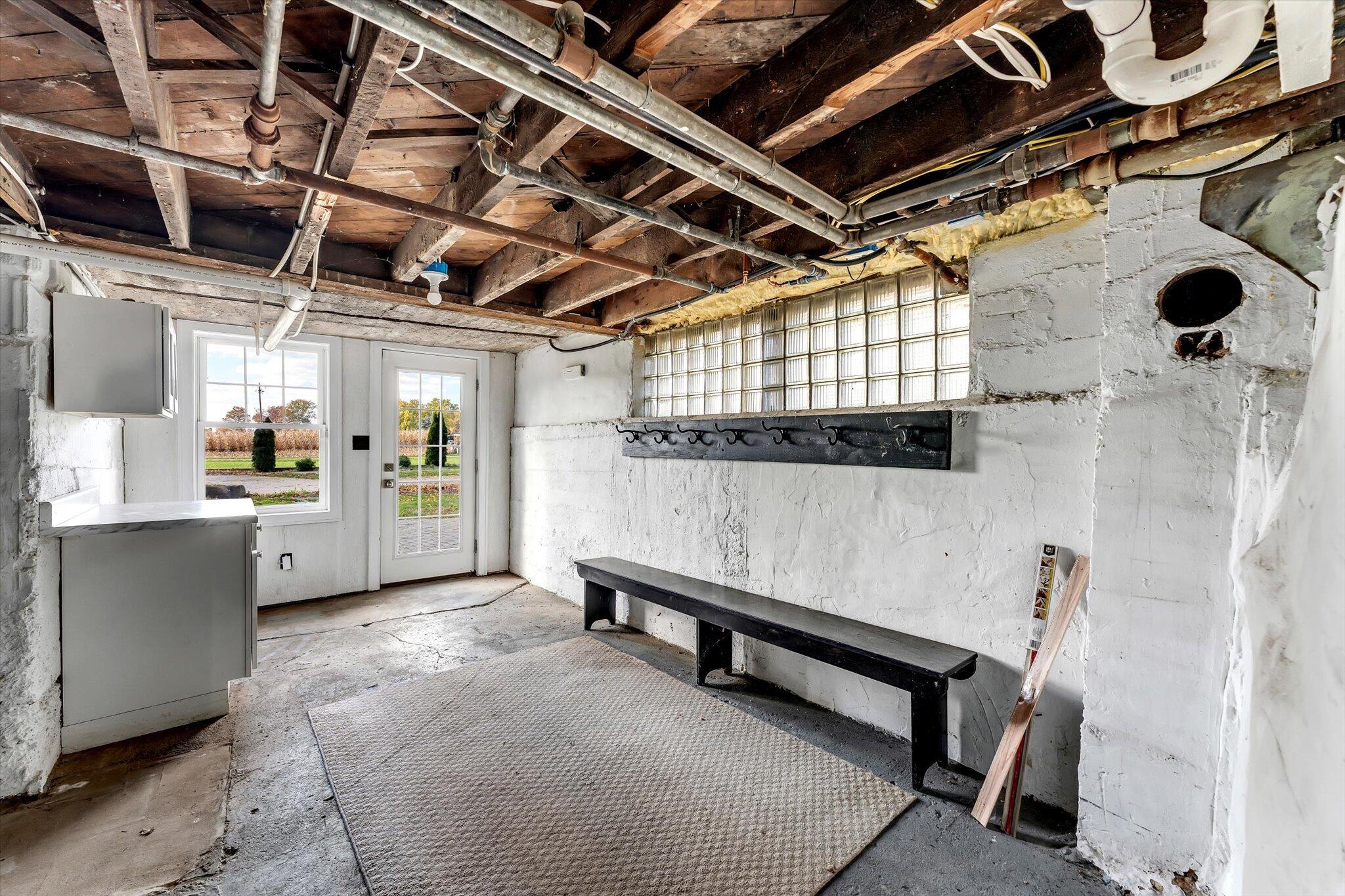 4391 Fruit Ridge Avenue NW Grand Rapids MI 49544