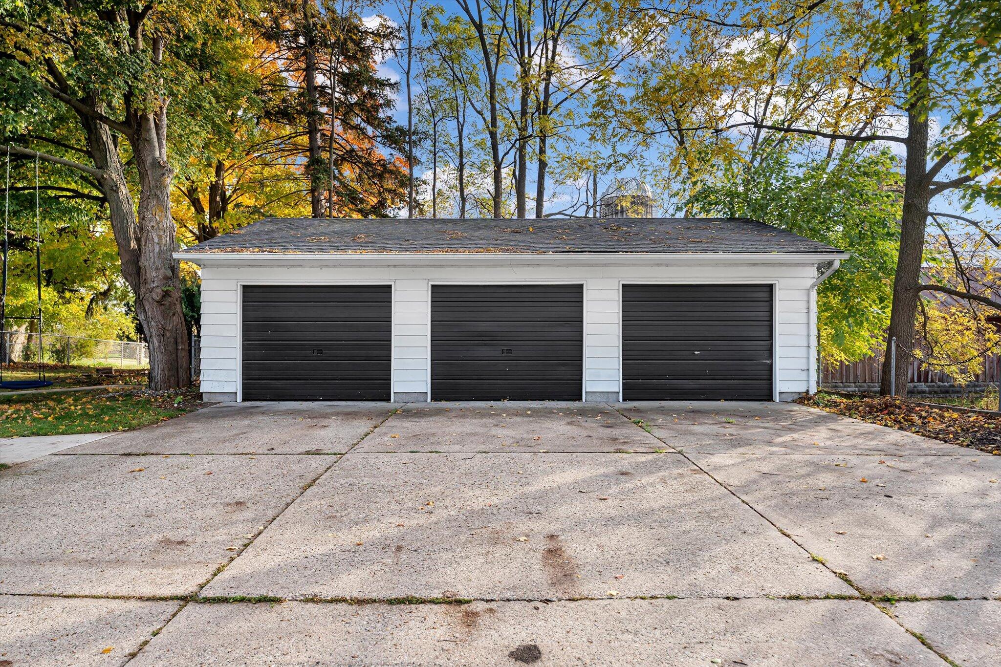 4391 Fruit Ridge Avenue NW Grand Rapids MI 49544