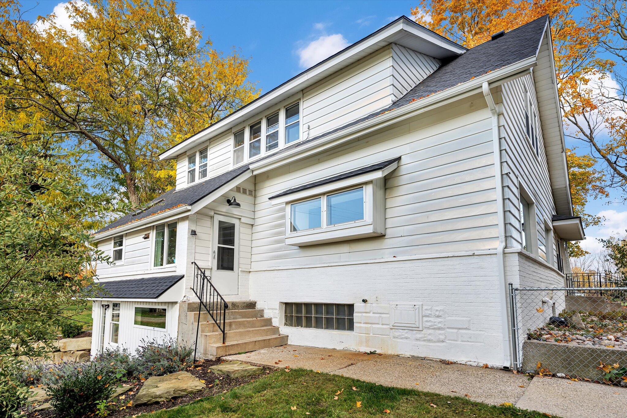 4391 Fruit Ridge Avenue NW Grand Rapids MI 49544