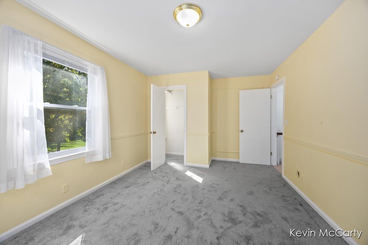 1043 Floral Avenue SE East Grand Rapids MI 49506