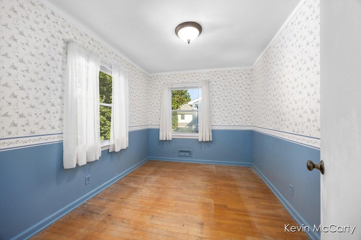 1043 Floral Avenue SE East Grand Rapids MI 49506