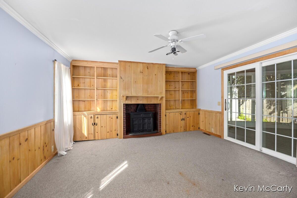 1043 Floral Avenue SE East Grand Rapids MI 49506