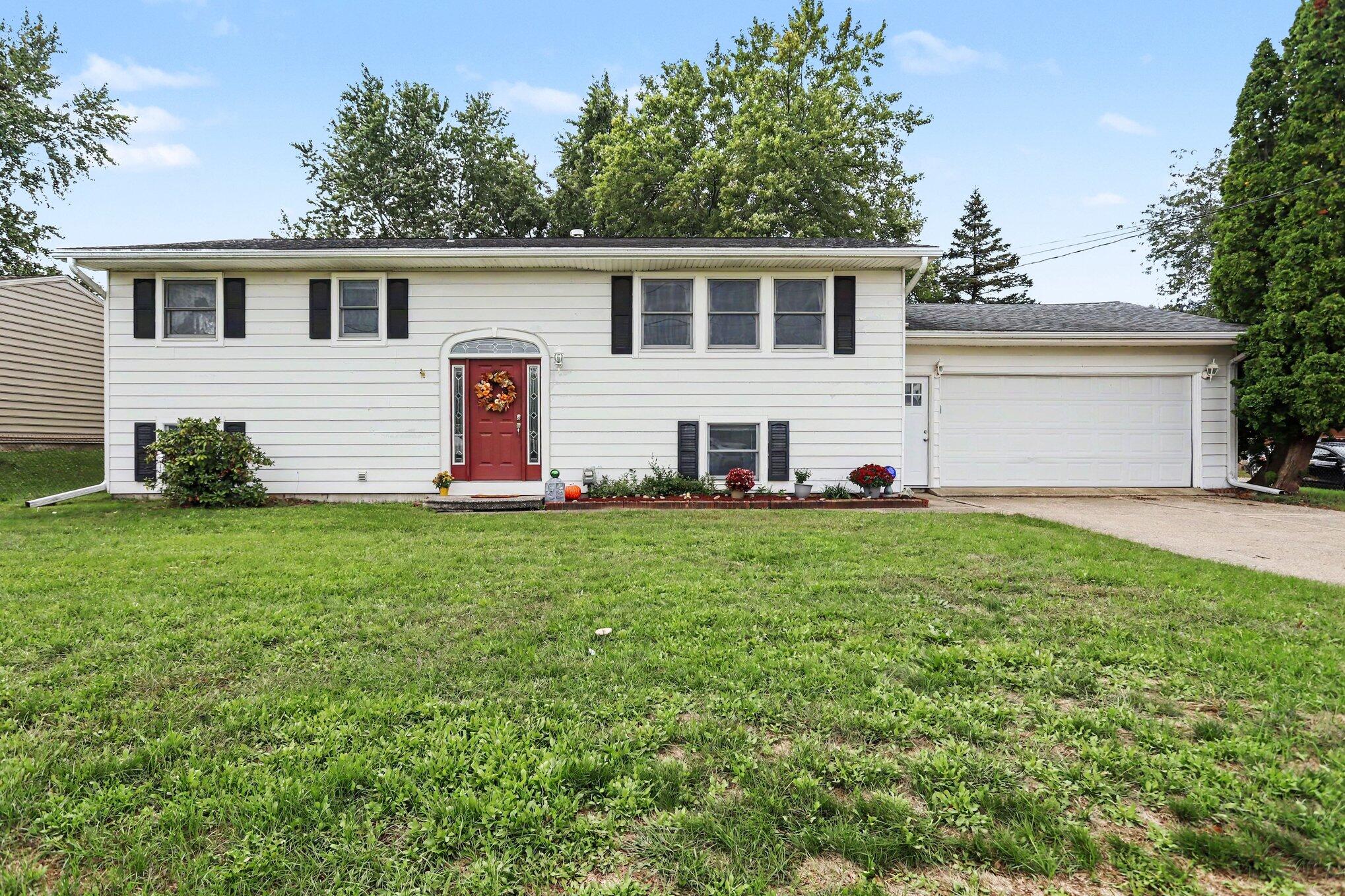 6710 Amberly Street Portage MI 49024