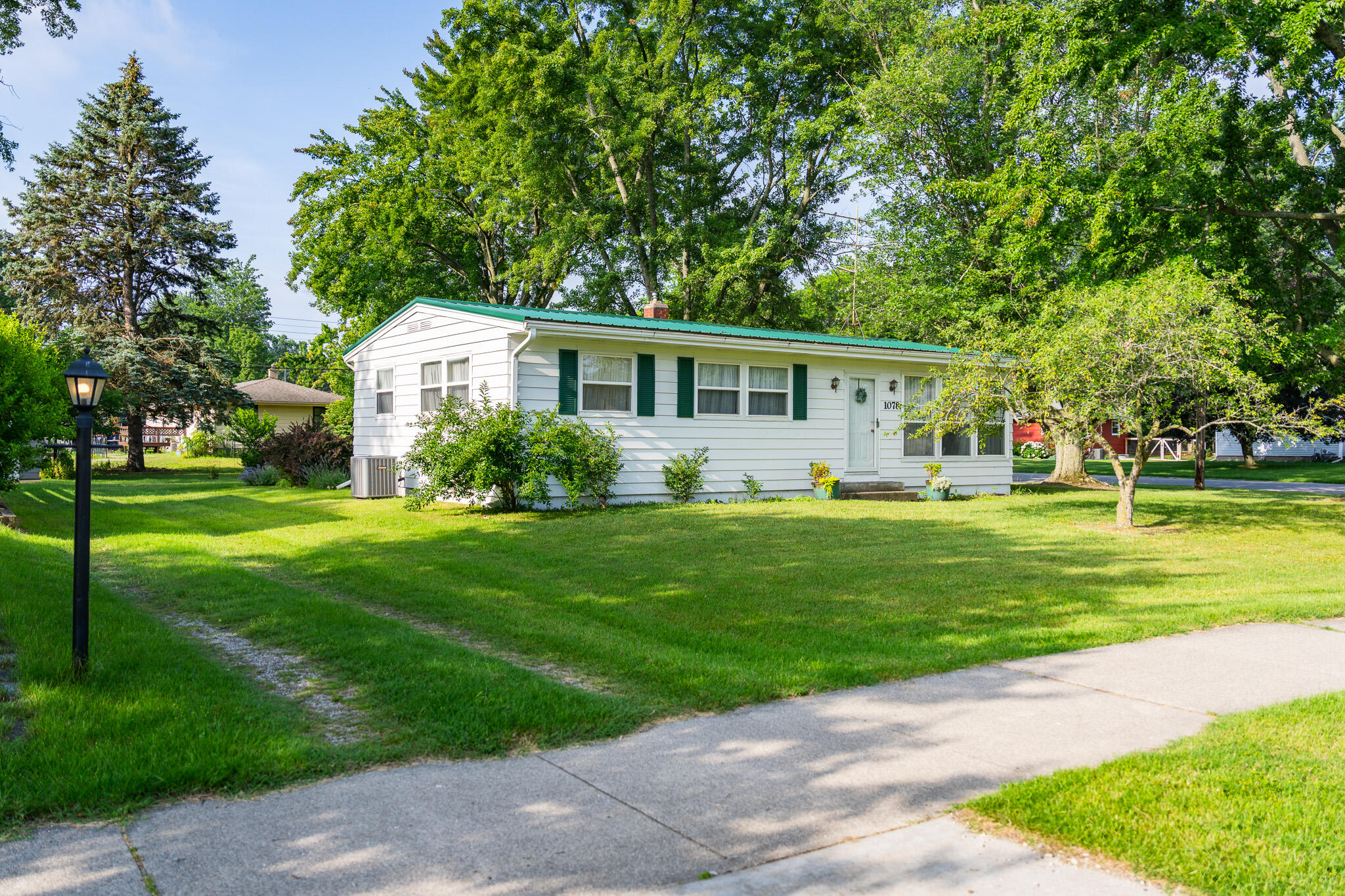 Holland MI, 1078 Legion Park Drive