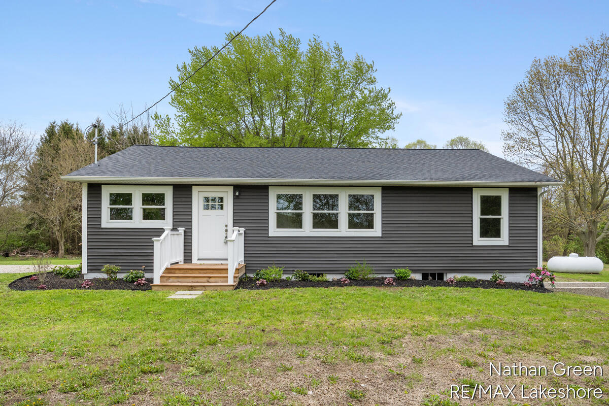 2015 64th Street Fennville MI 49408