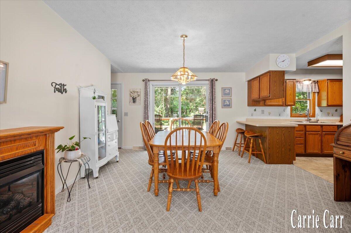 8670 Wolven Avenue NE Rockford MI 49341