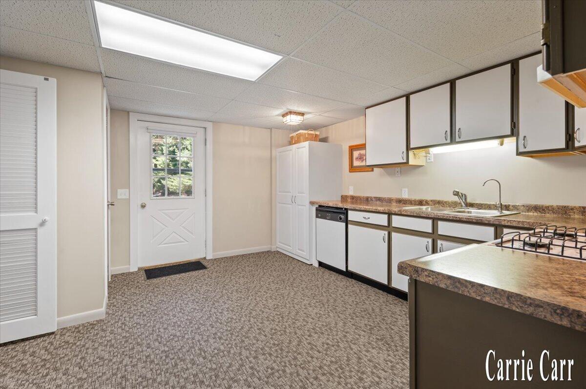8670 Wolven Avenue NE Rockford MI 49341