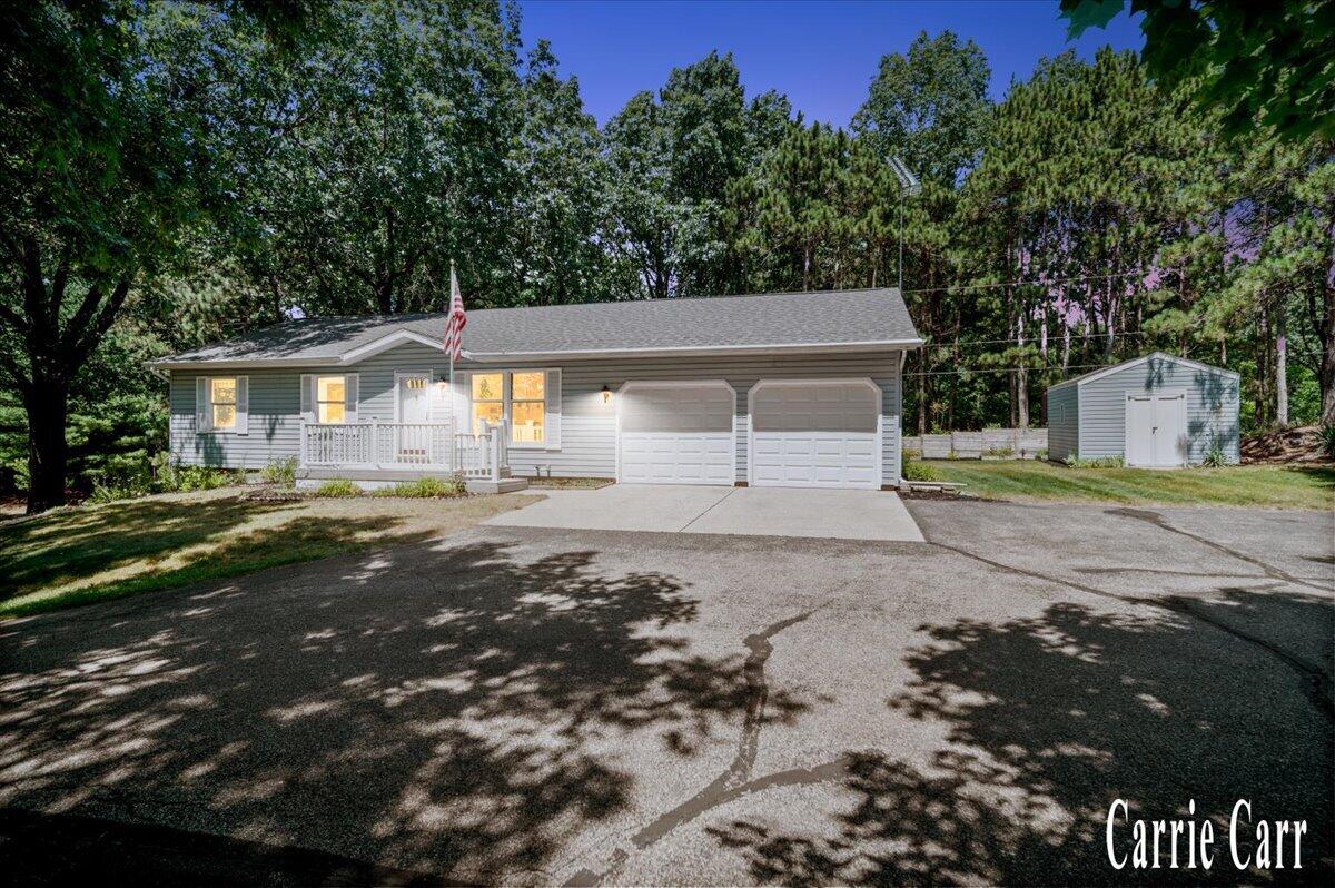 8670 Wolven Avenue NE Rockford MI 49341
