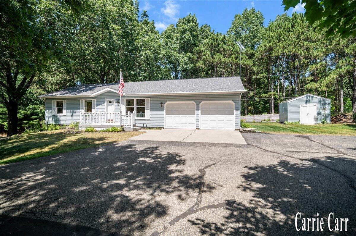 8670 Wolven Avenue NE Rockford MI 49341