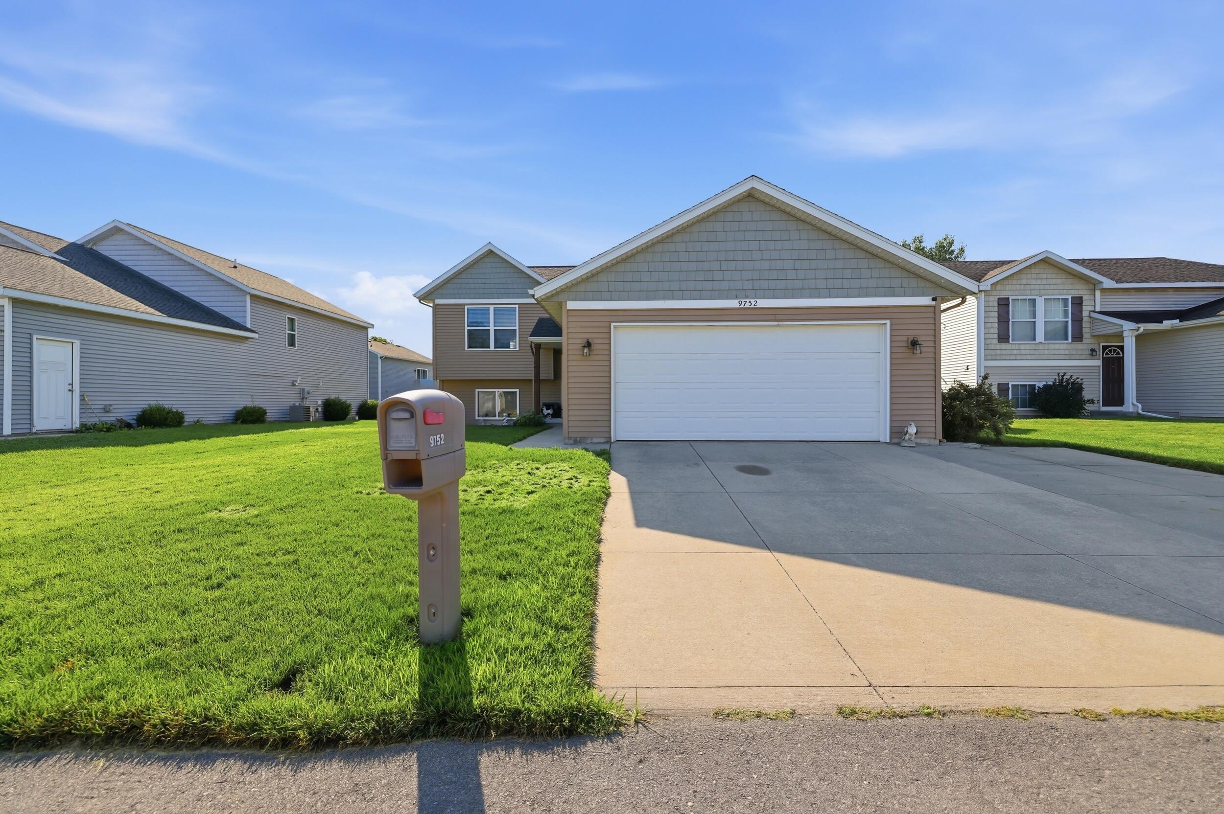 9752 Crystal Circle Zeeland MI 49464