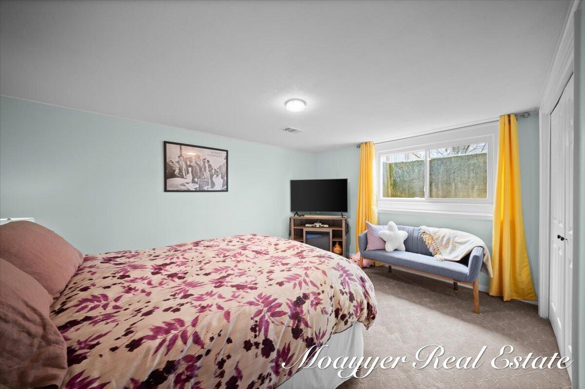 611 71st Street SE Grand Rapids MI 49548